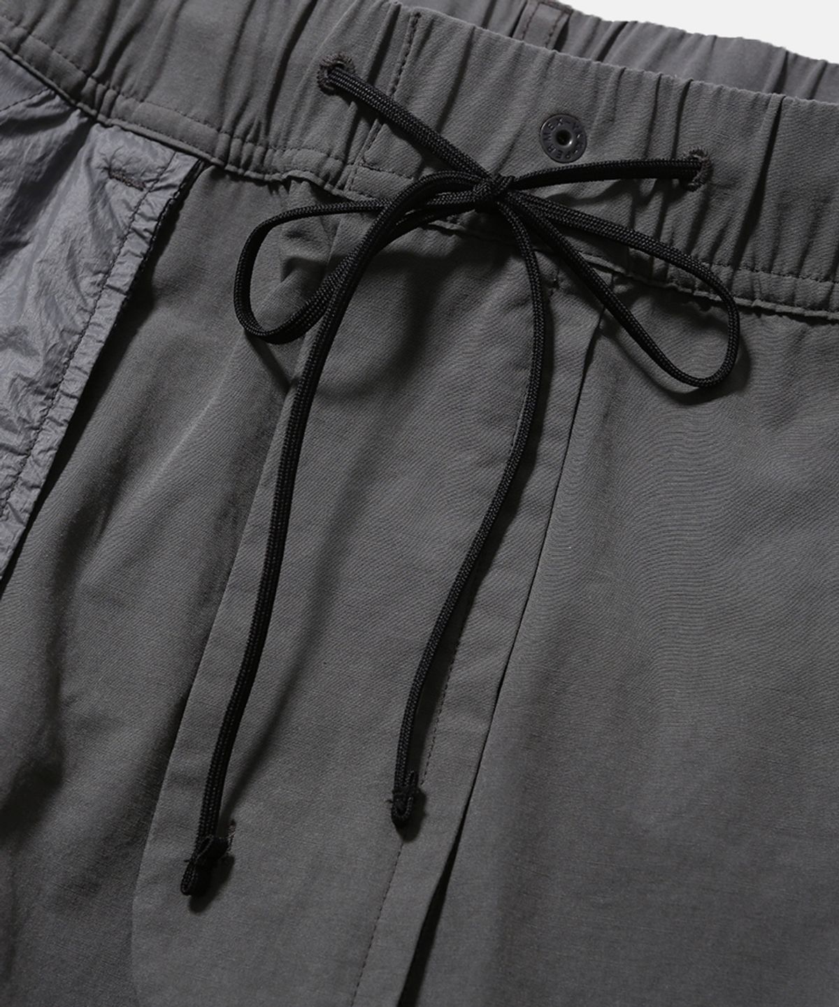 모이프(MOIF) [SS26] OVER INVENTORY PANTS / AGAVE GREEN