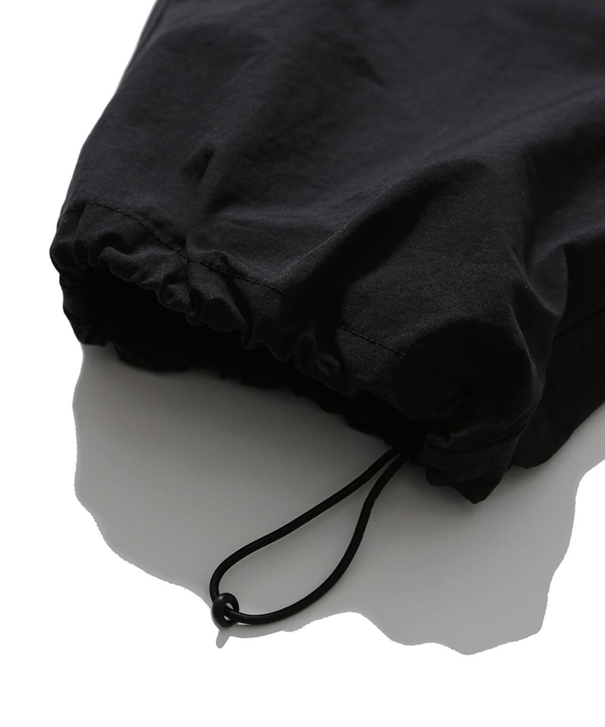 모이프(MOIF) [SS26] OVER INVENTORY PANTS / BLACK