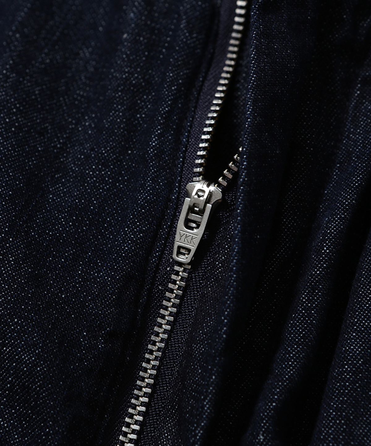 모이프(MOIF) [SS26] COMFY SKATER PANTS / INDIGO