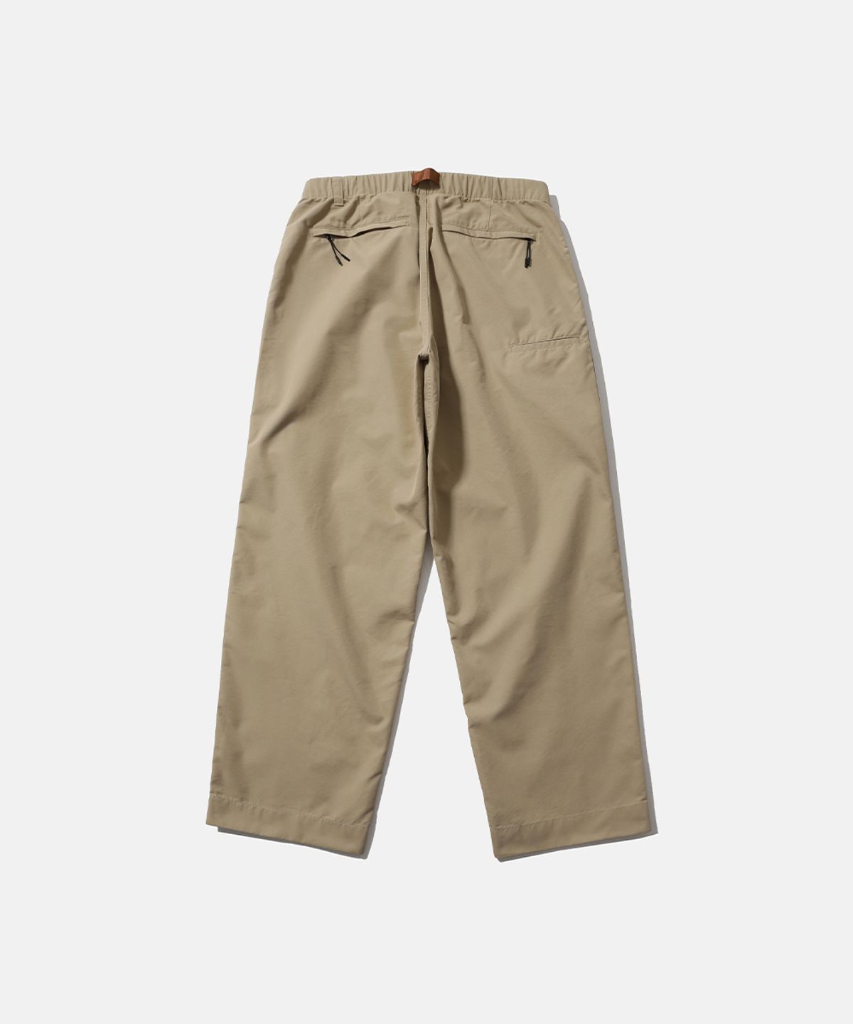 모이프(MOIF) [SS26] COMFY SKATER PANTS / PALE KHAKI