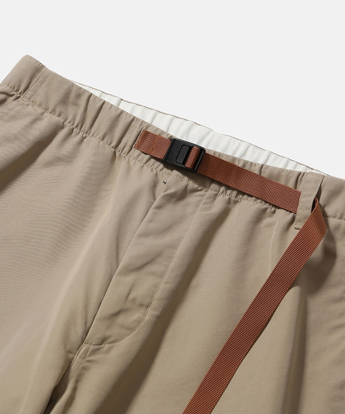 모이프(MOIF) [SS26] COMFY SKATER PANTS / PALE KHAKI