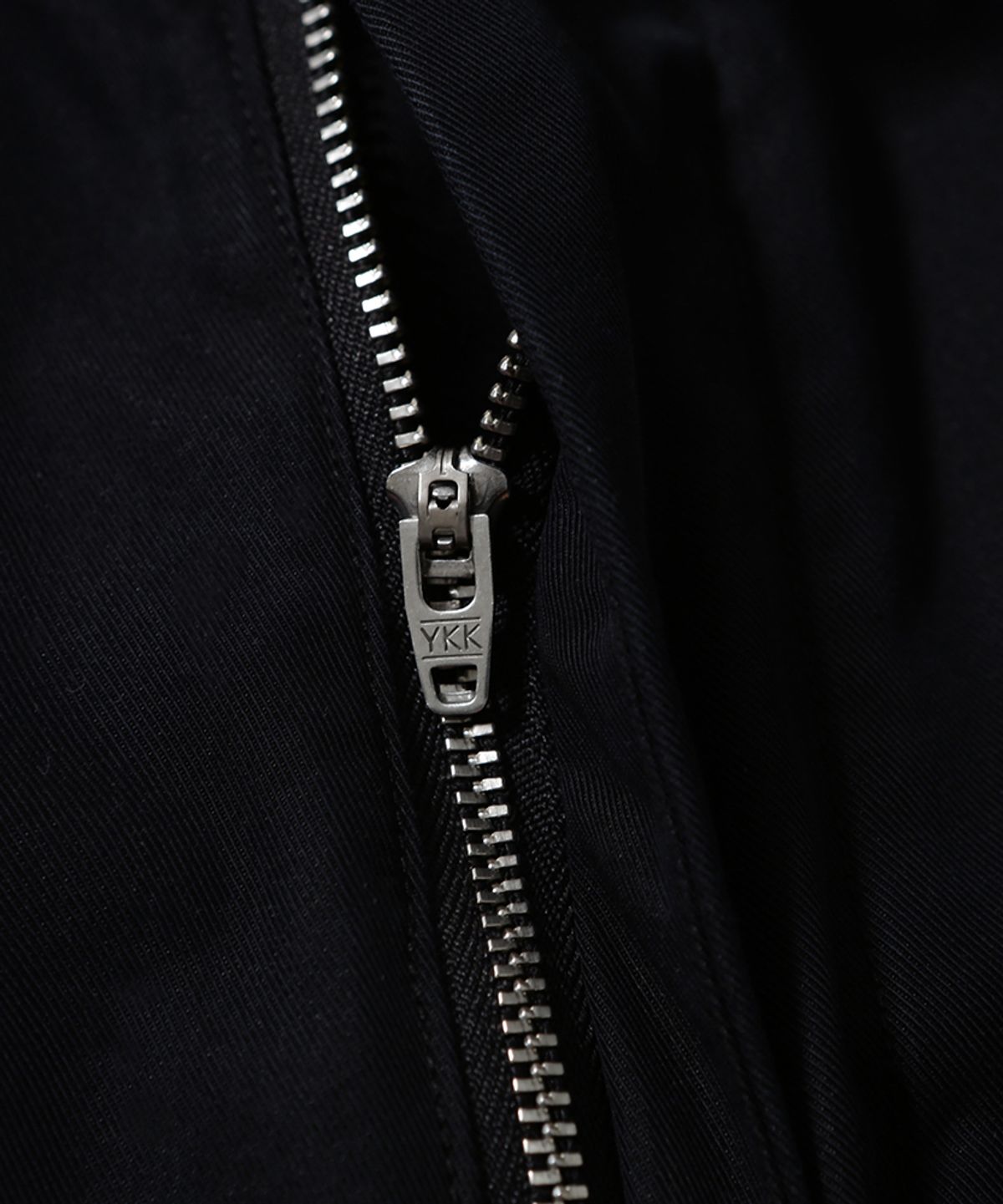 모이프(MOIF) [SS26] COMFY SKATER PANTS / BLACK