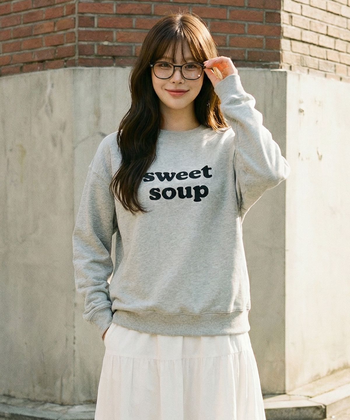 스위트숲(SWEET SOUP) 스윗 하트 레터링 오버핏 스웨트셔츠(WCRLTF2)