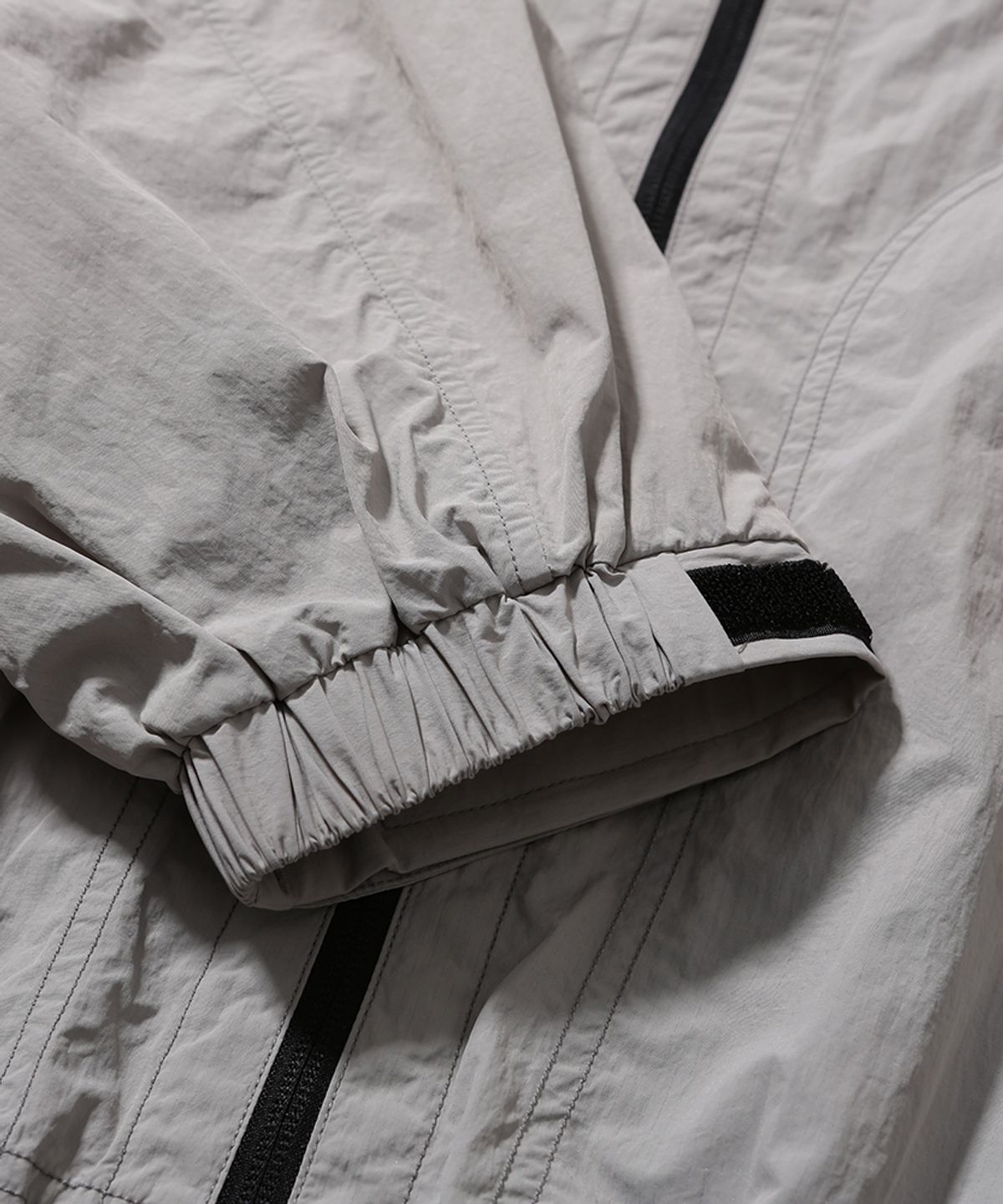 모이프(MOIF) [SS26] DISTRICT PARKA / NIMBUS