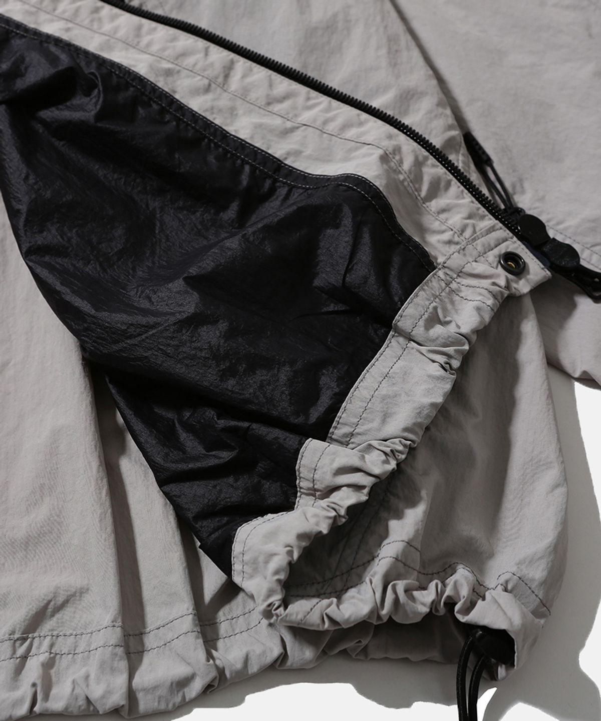 모이프(MOIF) [SS26] DISTRICT PARKA / NIMBUS