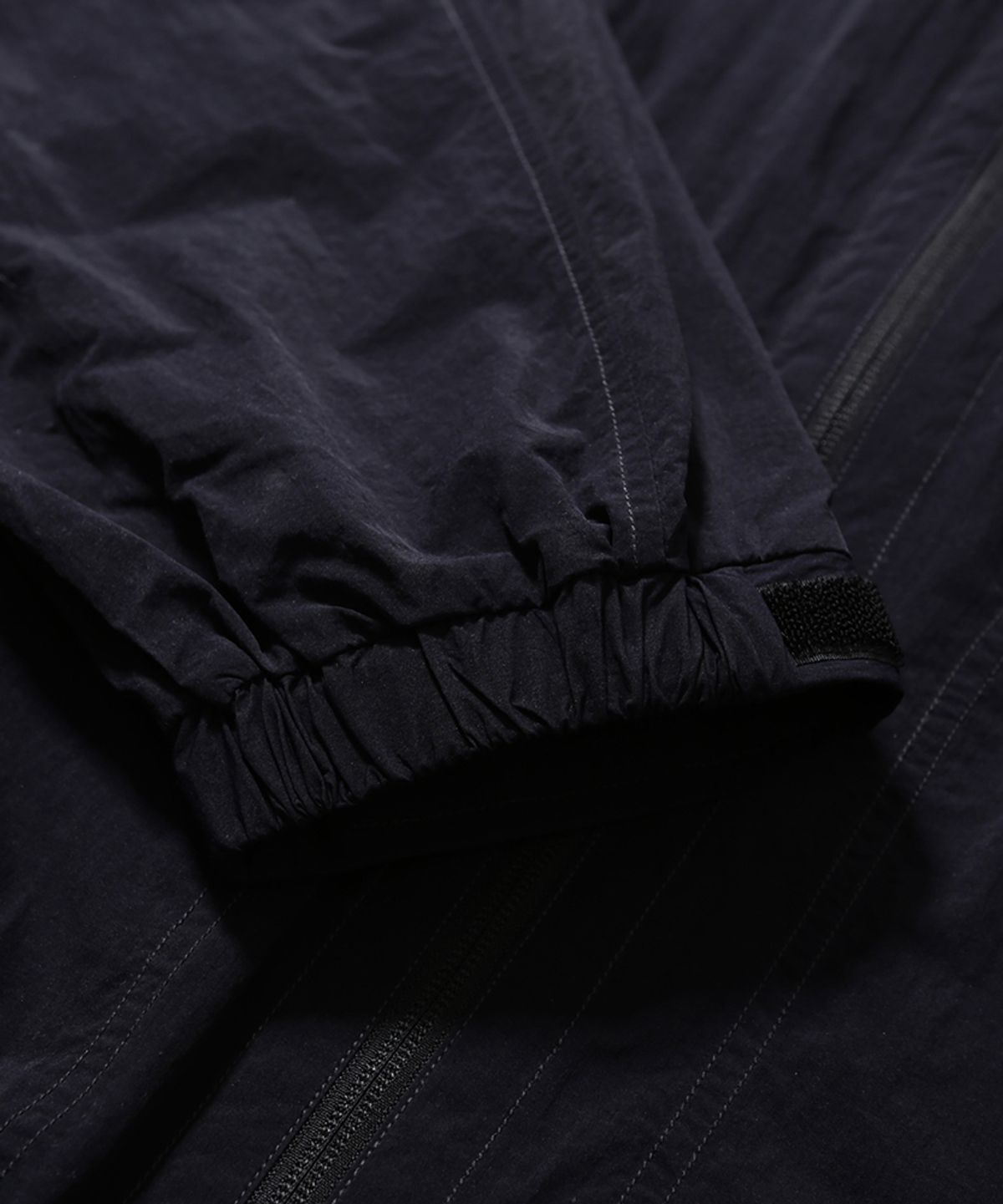 모이프(MOIF) [SS26] DISTRICT PARKA / DEEP NAVY