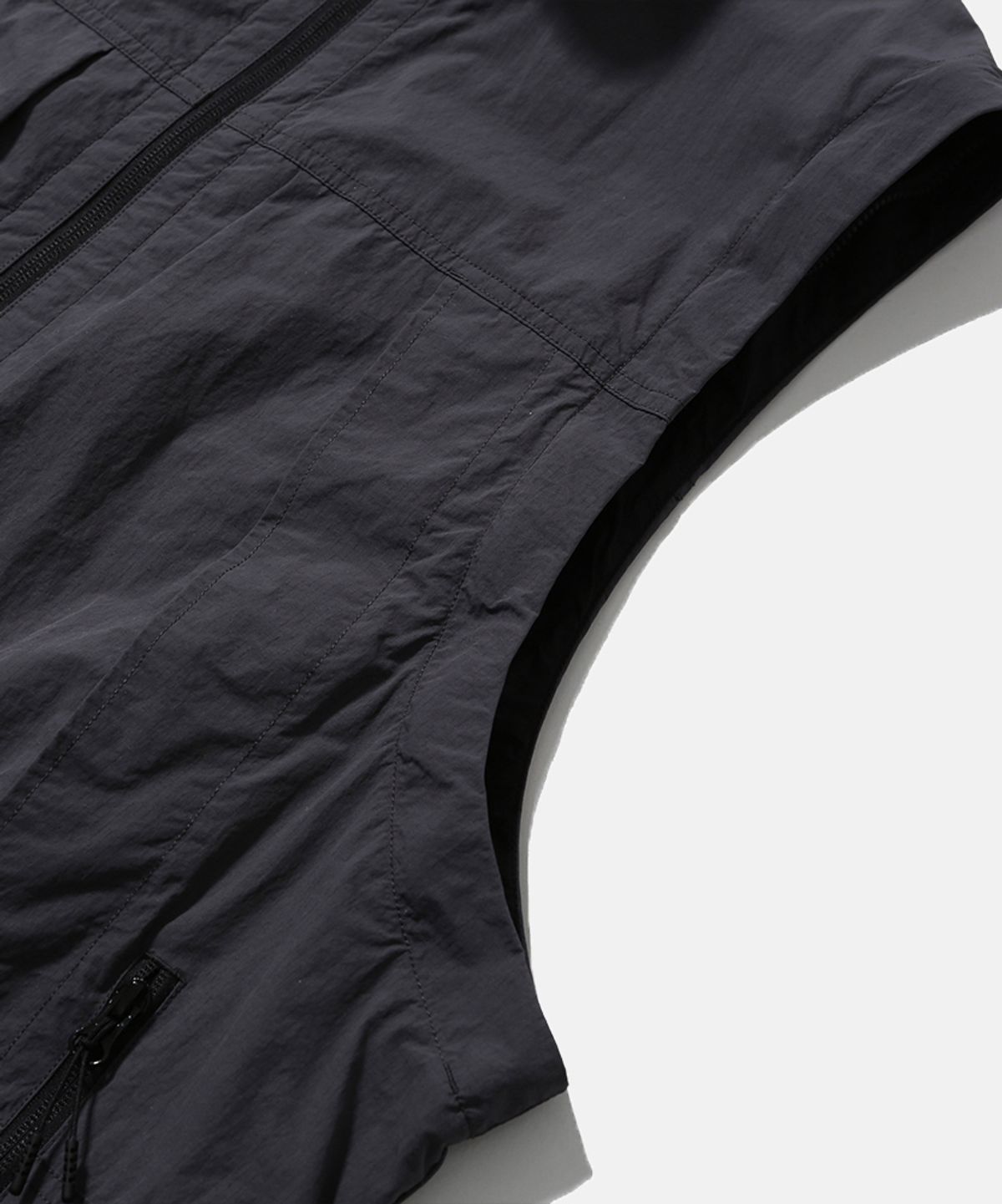 모이프(MOIF) [SS26] WIDE MODULAR PARKA / GRAPHITE
