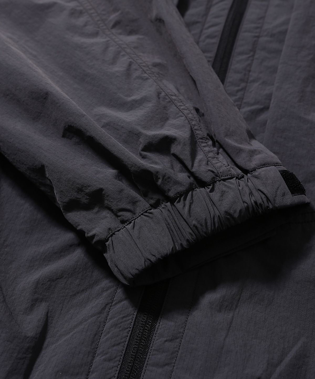 모이프(MOIF) [SS26] WIDE MODULAR PARKA / BLACK