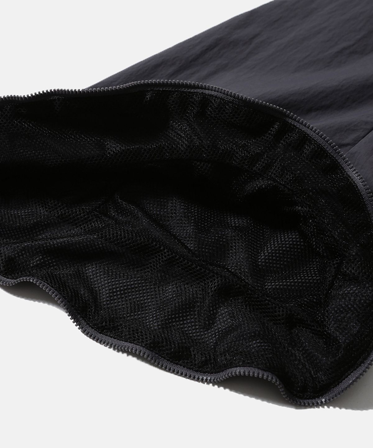 모이프(MOIF) [SS26] WIDE MODULAR PARKA / BLACK