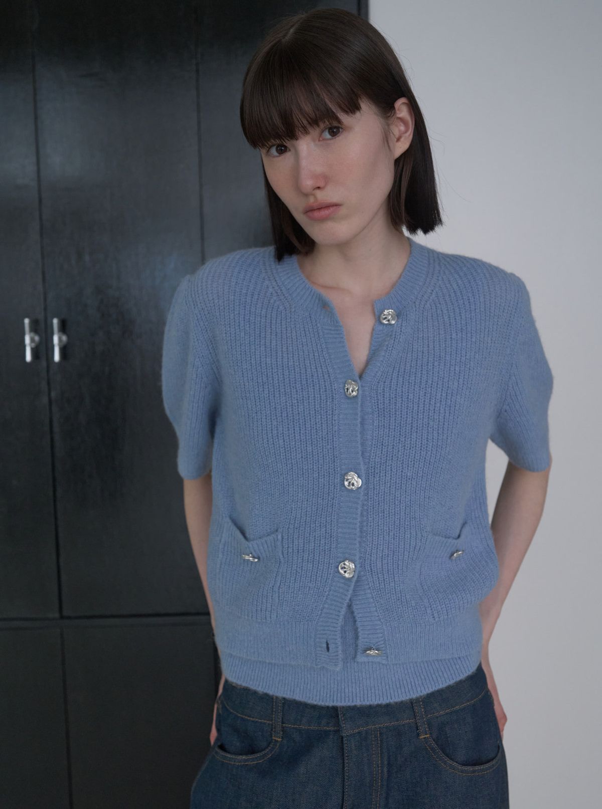 디에토(DEETO) Alpaca Royal Ribbed Half-Sleeve Cardigan [BLUE]
