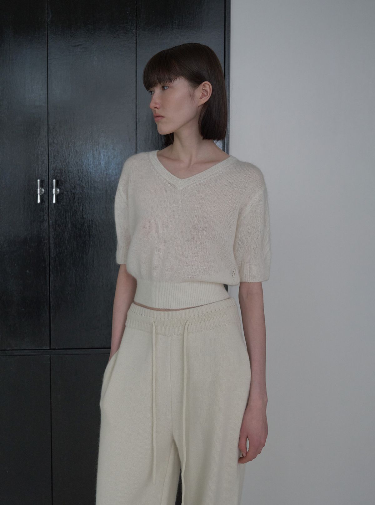 디에토(DEETO) Alpaca V-neck Half Sleeve Pullover [IVORY]
