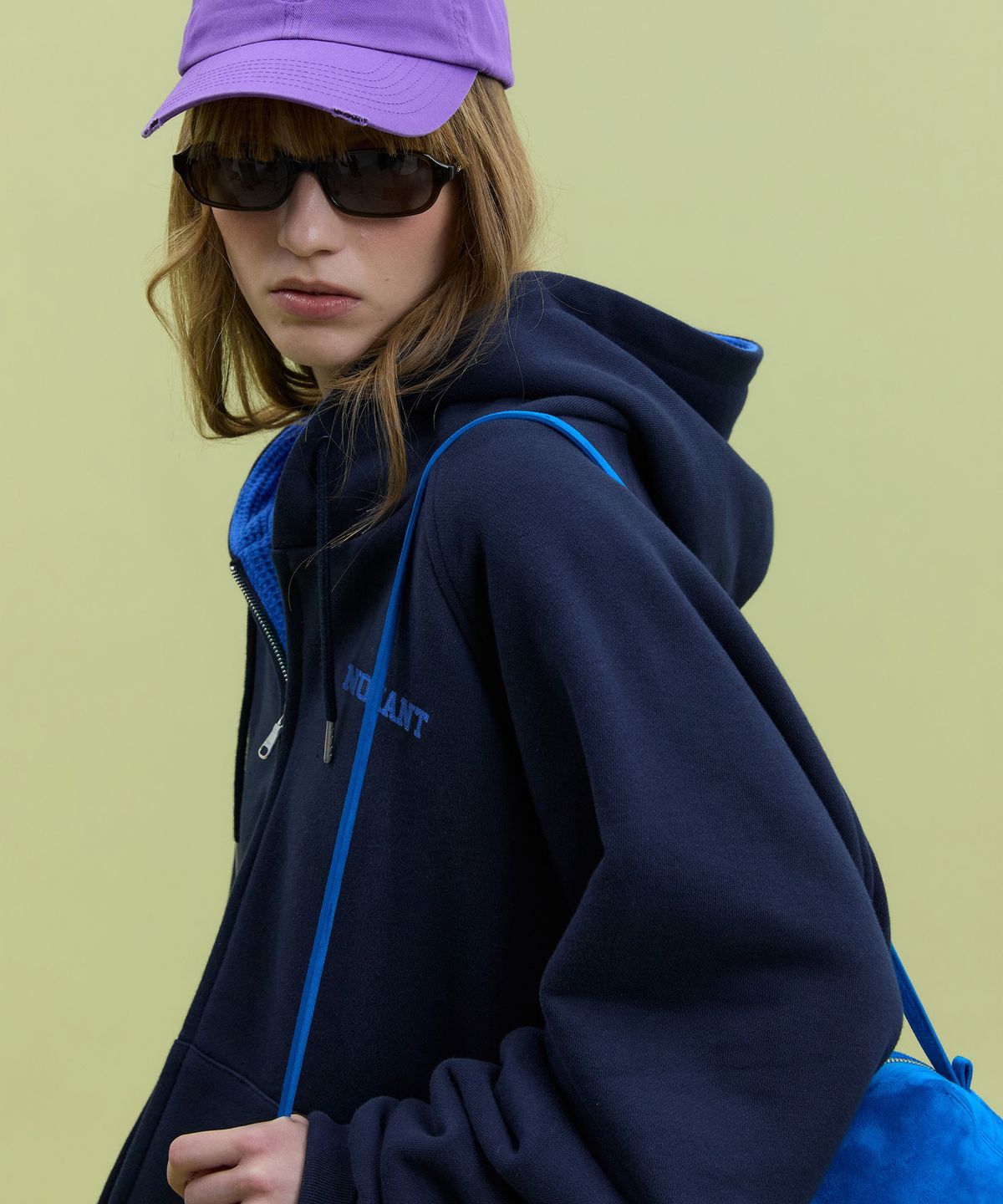 노앙(NOHANT) WAFFLE LINED HOODED ZIP-UP JUMPER NAVY