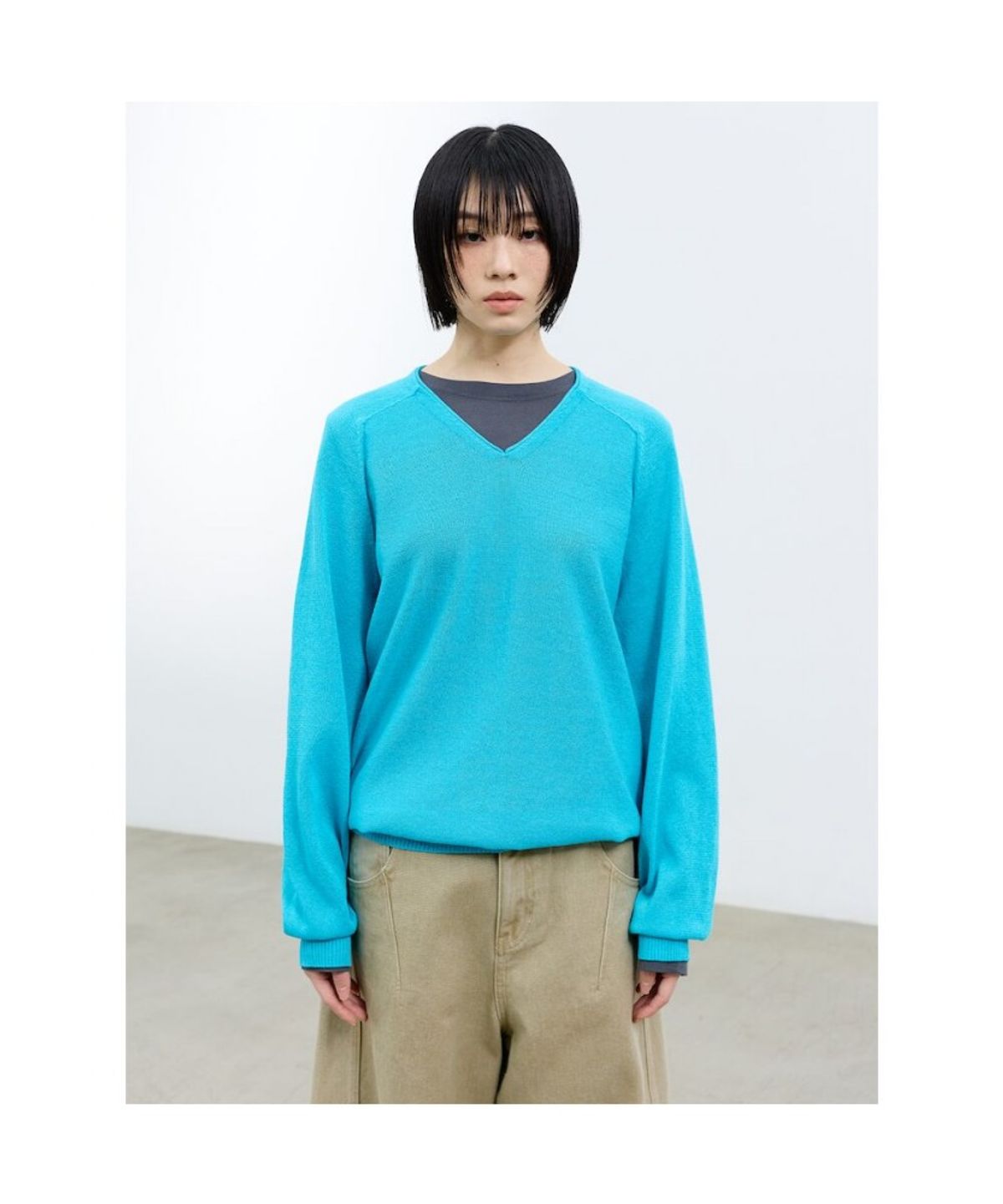 샌드 사운드(SAND SOUND) (UNISEX) 시어 브이넥 스웨터  블루