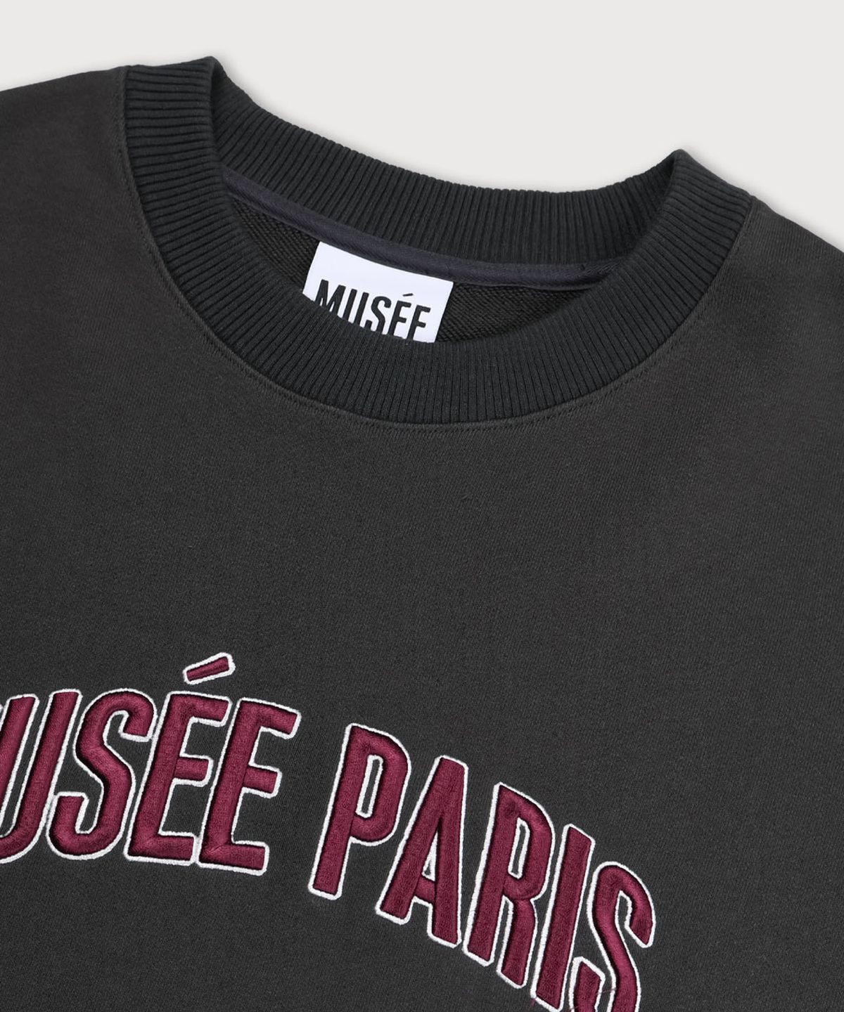 뮤제(MUSEE) POMPIDOU Oversized MUSEE PARIS Embroidery Sweatshirt_Gray