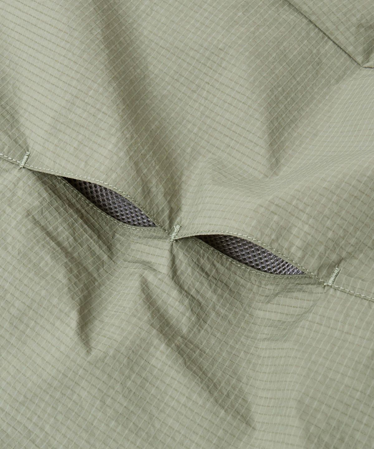 버터플라이 스포츠웨어(BUTTERFLY SPORTSWEAR) 나일론 벤틸레이션 트랙 팬츠 카키