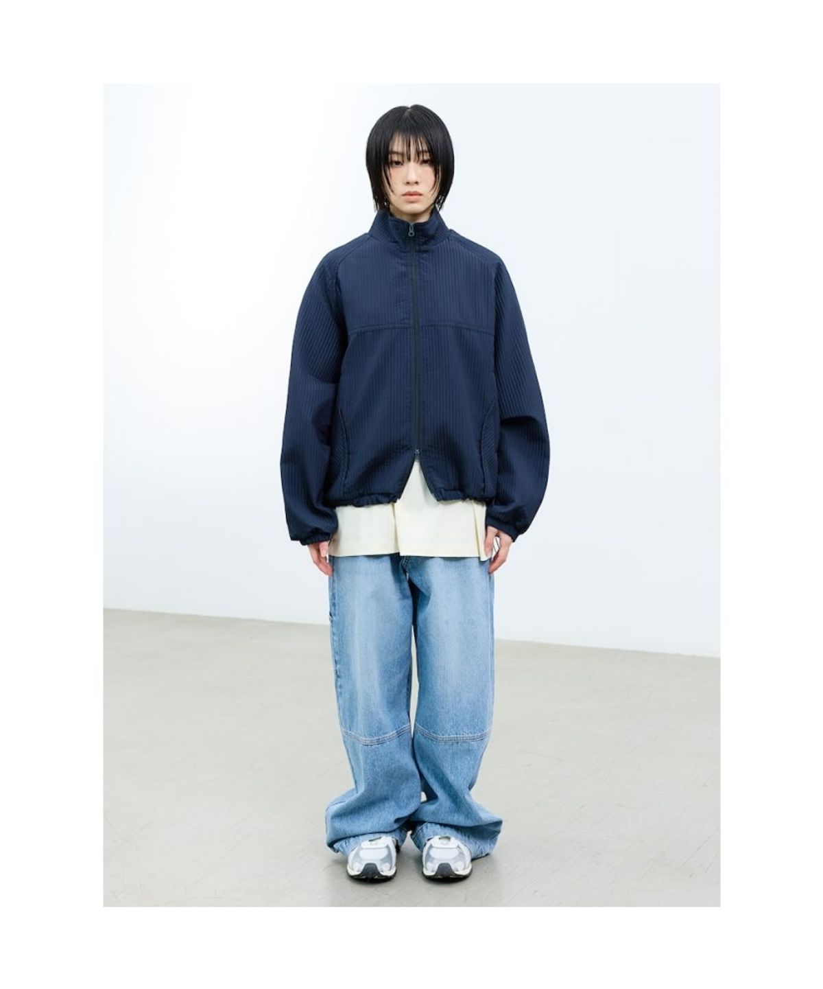 샌드 사운드(SAND SOUND) (UNISEX) 플리츠 볼륨 하이넥 윈드 점퍼  네이비