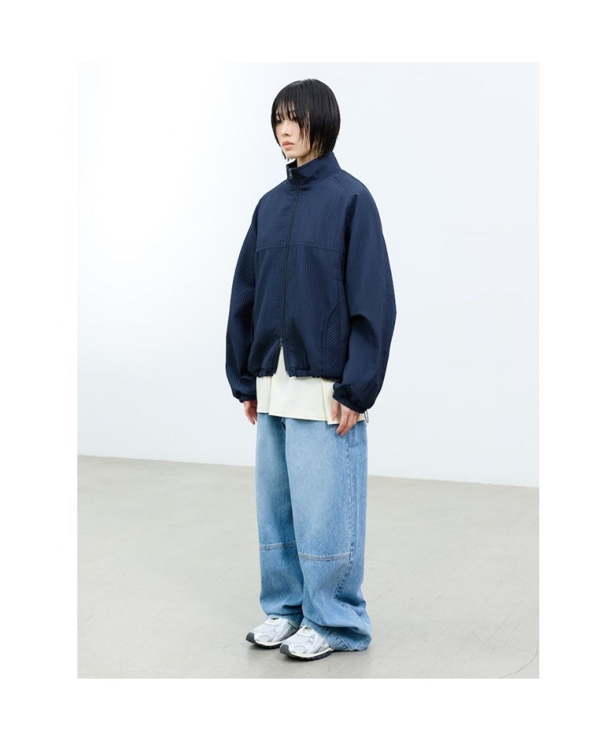 샌드 사운드(SAND SOUND) (UNISEX) 플리츠 볼륨 하이넥 윈드 점퍼  네이비