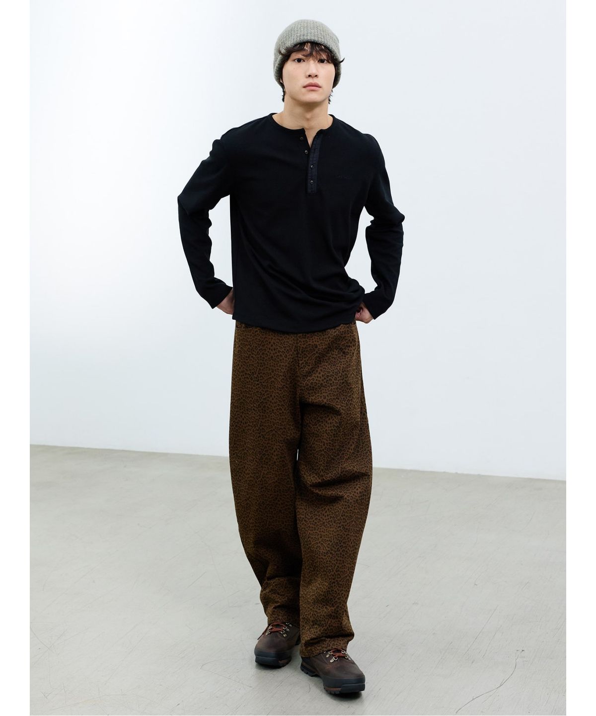샌드 사운드(SAND SOUND) (UNISEX) 레오파드 와이드 오벌 밴딩 팬츠  브라운