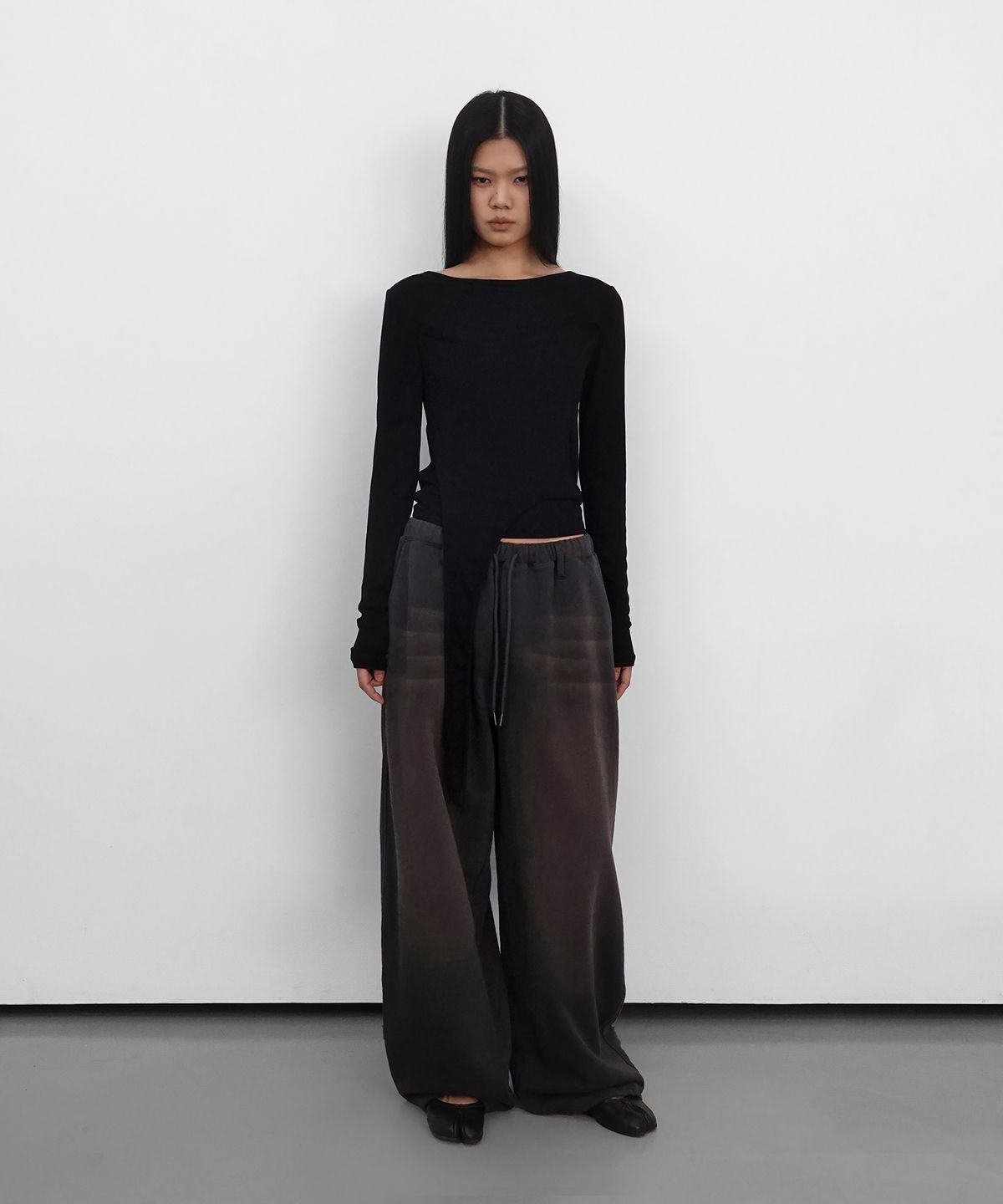 샌드릭(SANDRIC) Layered Strap Long Sleeve_Black