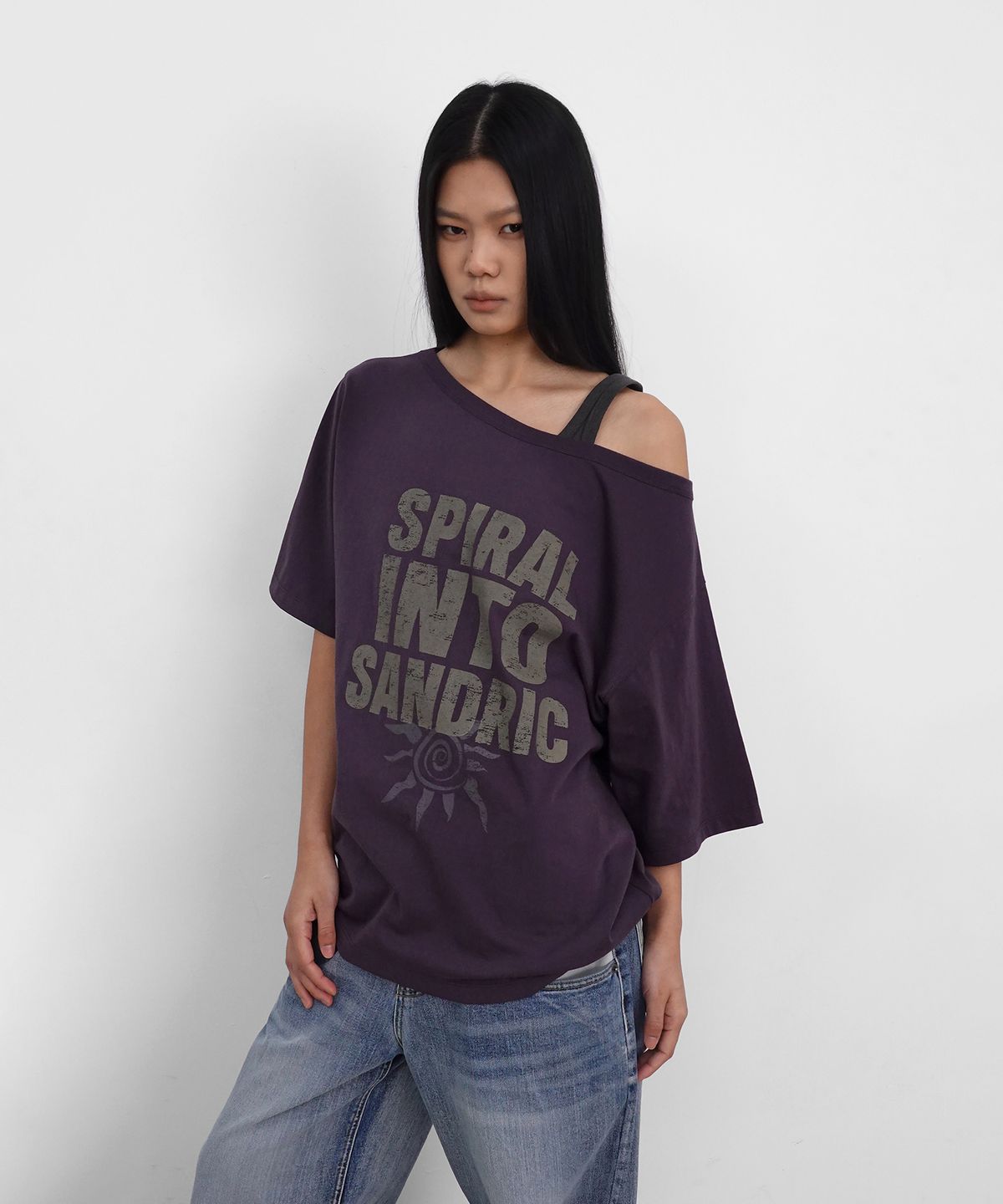 샌드릭(SANDRIC) One Shoulder Printed T-shirt_Purple