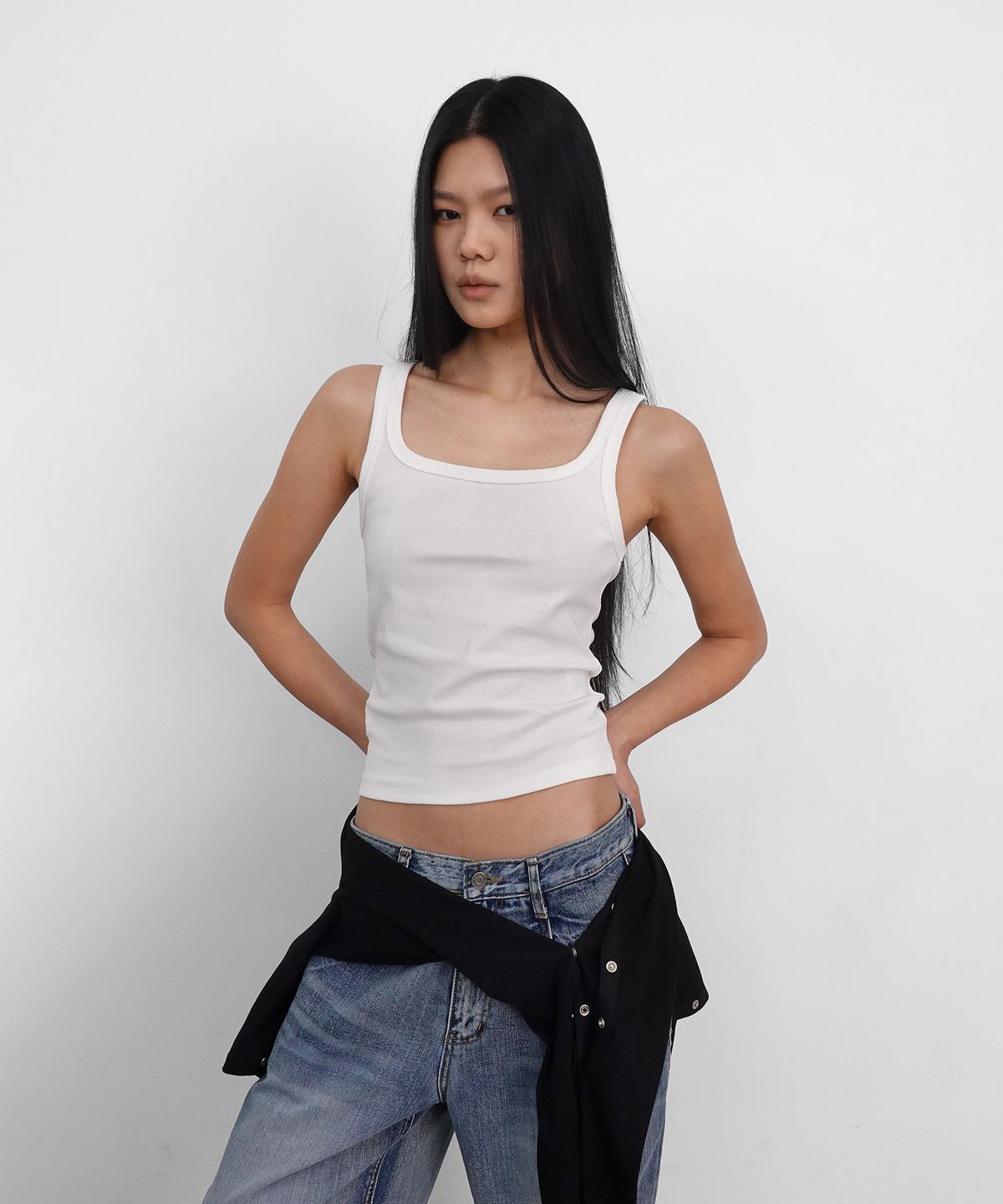 샌드릭(SANDRIC) Basic Halter Sleeveless Top_Ivory