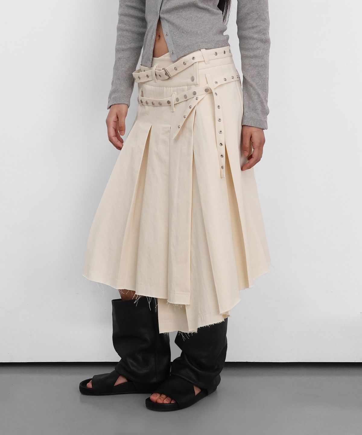 샌드릭(SANDRIC) Eyelet Layered Midi Skirt_Cream