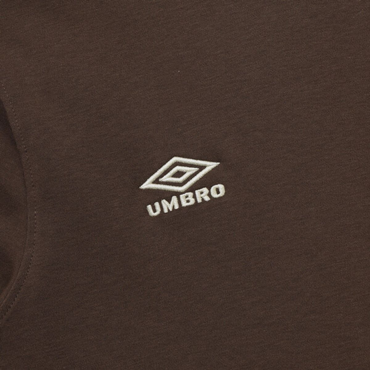 엄브로(UMBRO) NQ 테이프 반팔 티셔츠 브라운 UR111CRS32