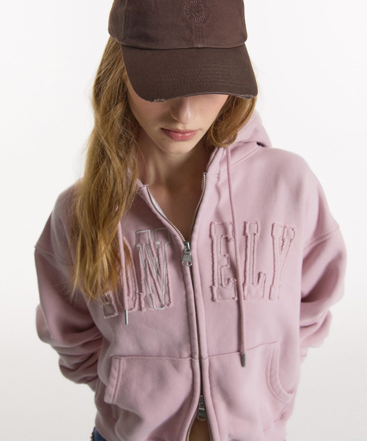 노앙(NOHANT) LONELY/LOVELY CROP HOODIE ZIP-UP PINK