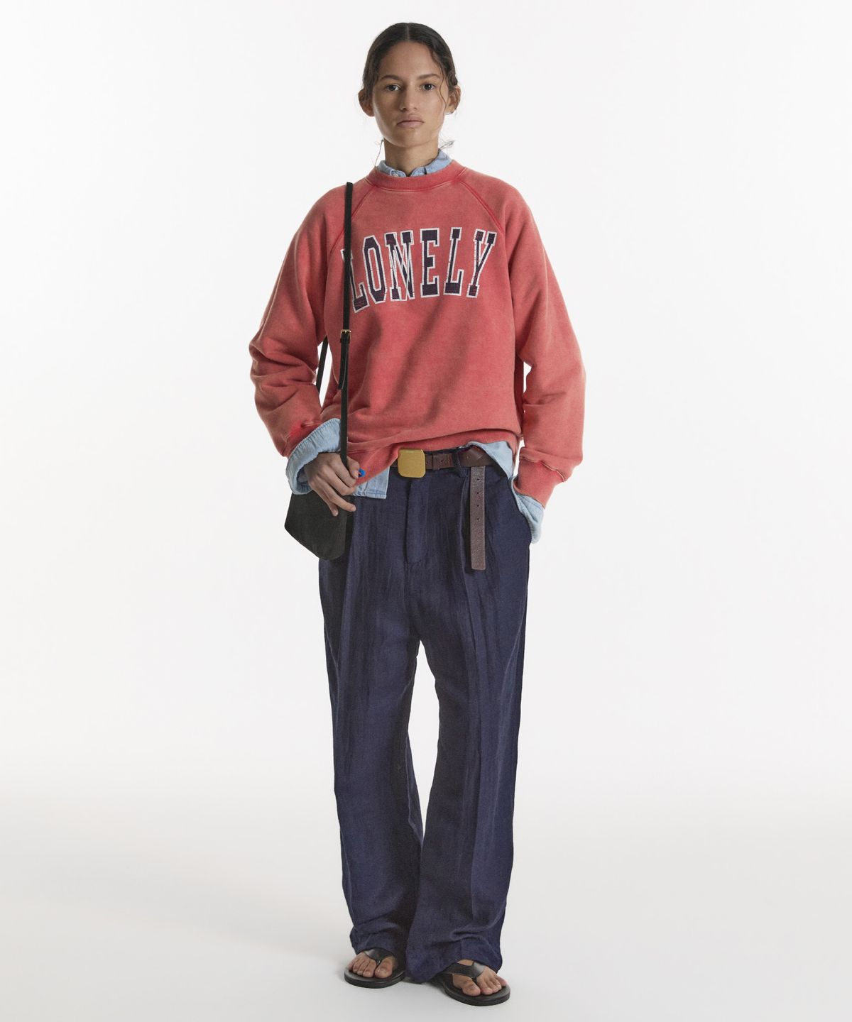 노앙(NOHANT) LONELY/LOVELY 90s WASHED SWEATSHIRT RED
