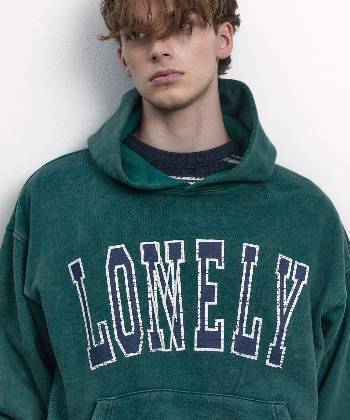 노앙(NOHANT) LONELY/LOVELY SALT WASHED HOODIE GREEN
