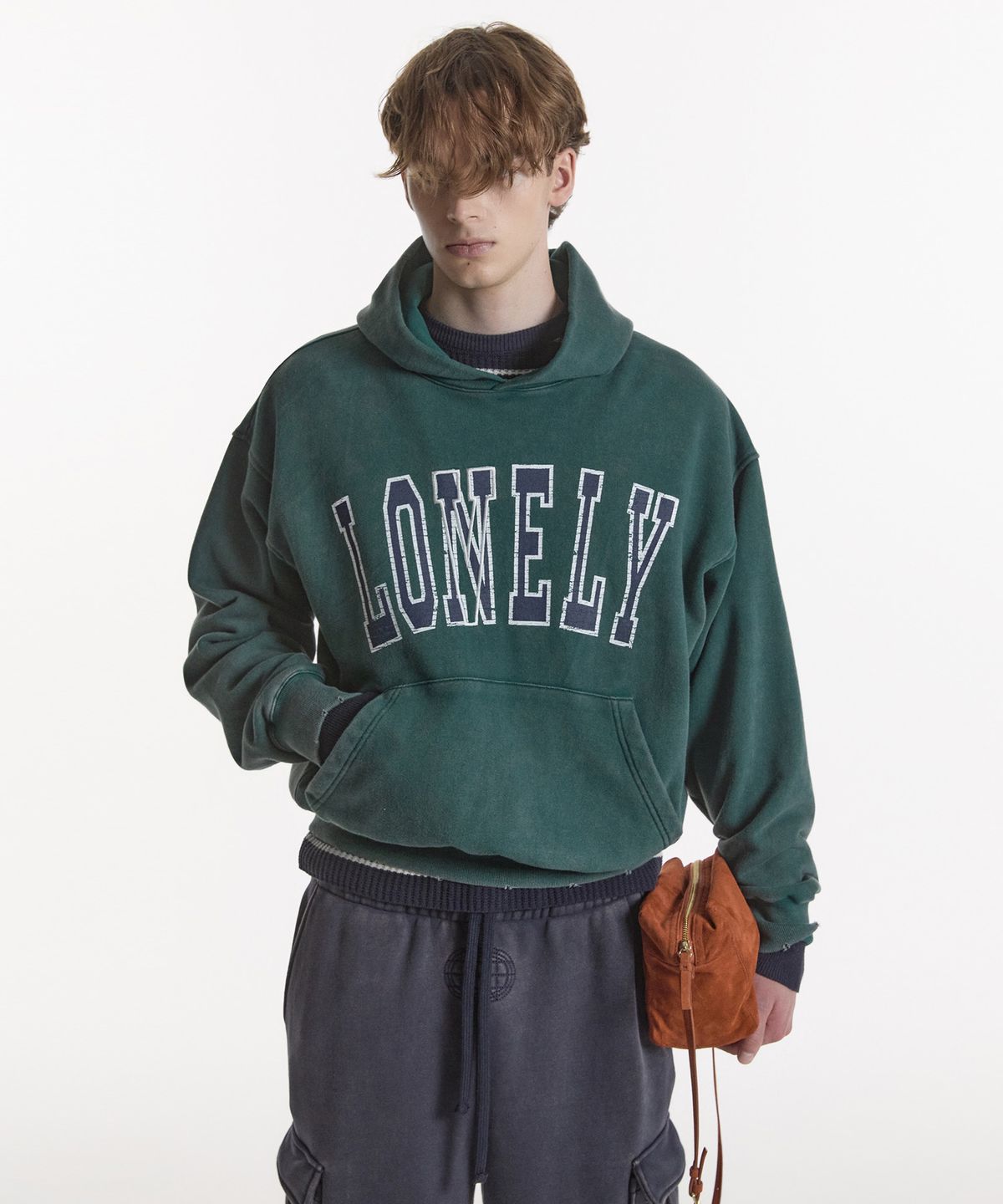 노앙(NOHANT) LONELY/LOVELY SALT WASHED HOODIE GREEN