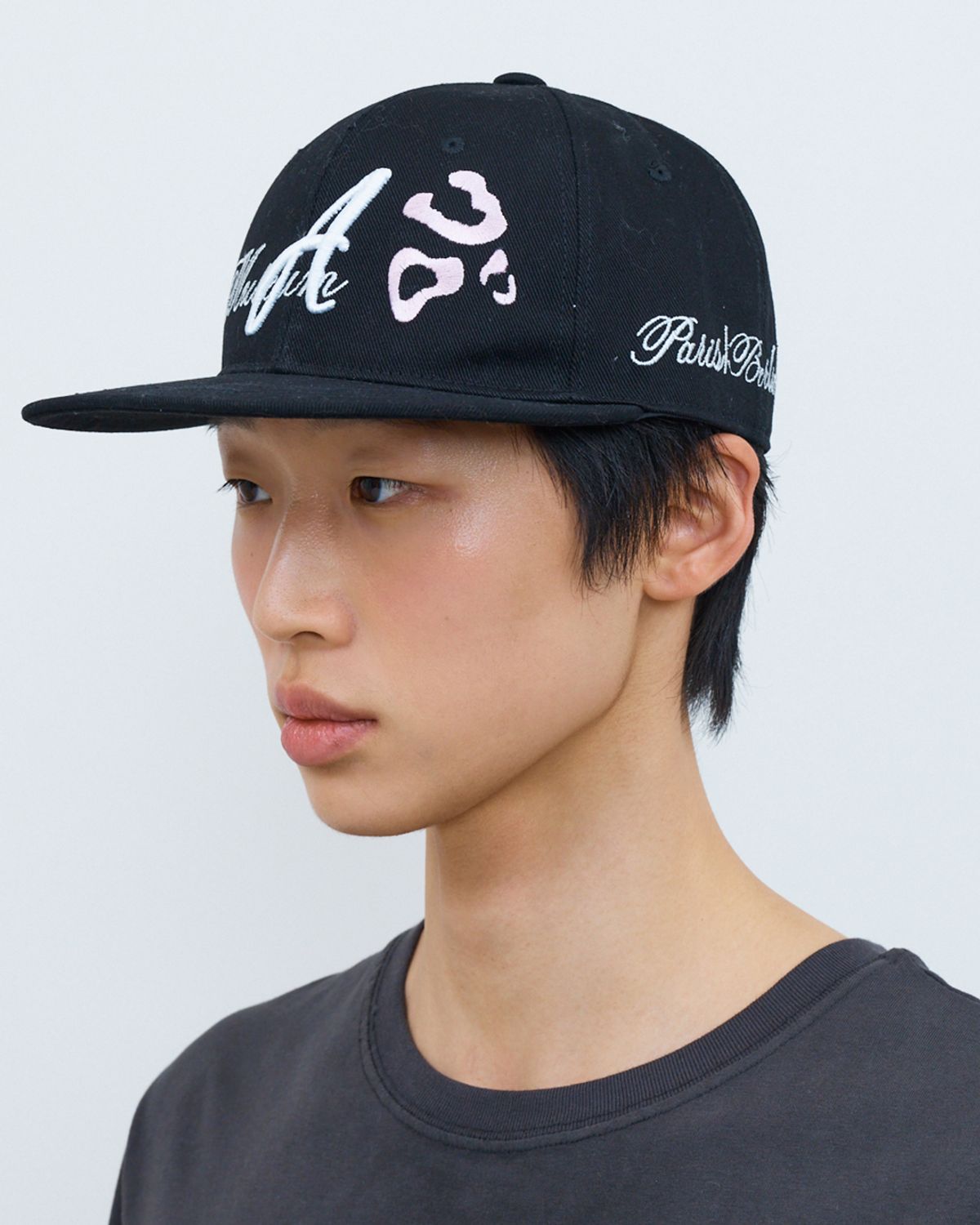 더뮤지엄비지터(THEMUSEUMVISITOR) LEOPARD EMBROIDERY CAP (BLACK)