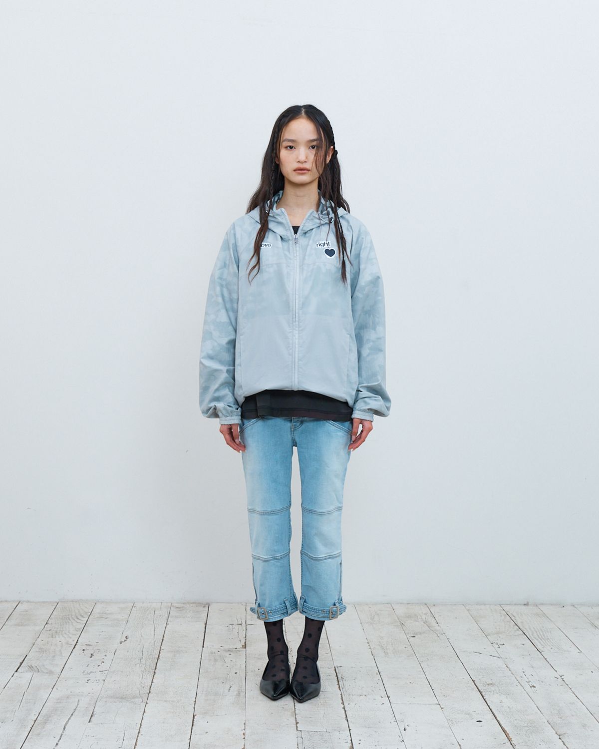 더뮤지엄비지터(THEMUSEUMVISITOR) W BONDAGE CAPRI PANTS (LIGHT BLUE)