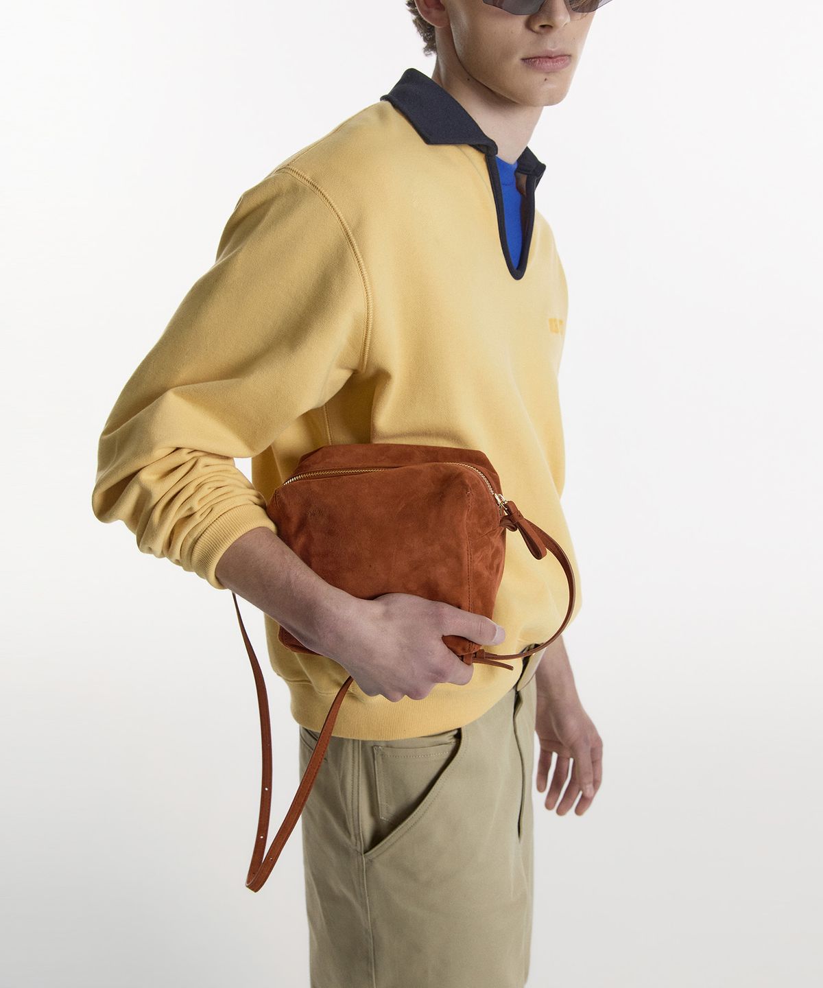 노앙(NOHANT) SUEDE PICNIC BAG CAMEL
