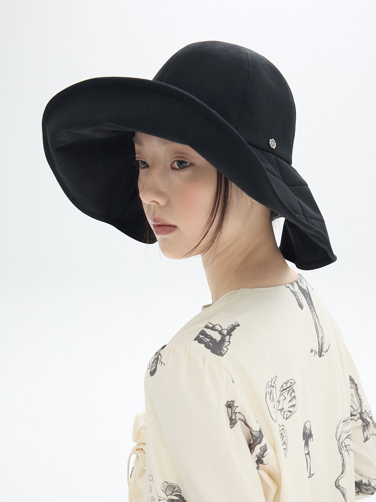 브라운햇(BROWNHAT) 마고 와이드 햇 - 블랙