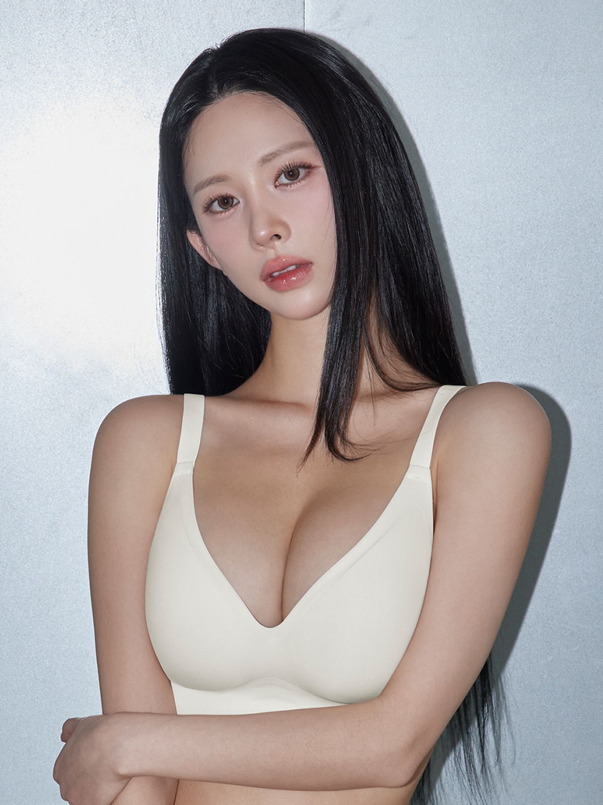 게스언더웨어(GUESS UNDERWEAR) 서포트 메쉬업 심리스 브라 팬티 세트 - 아이보리
