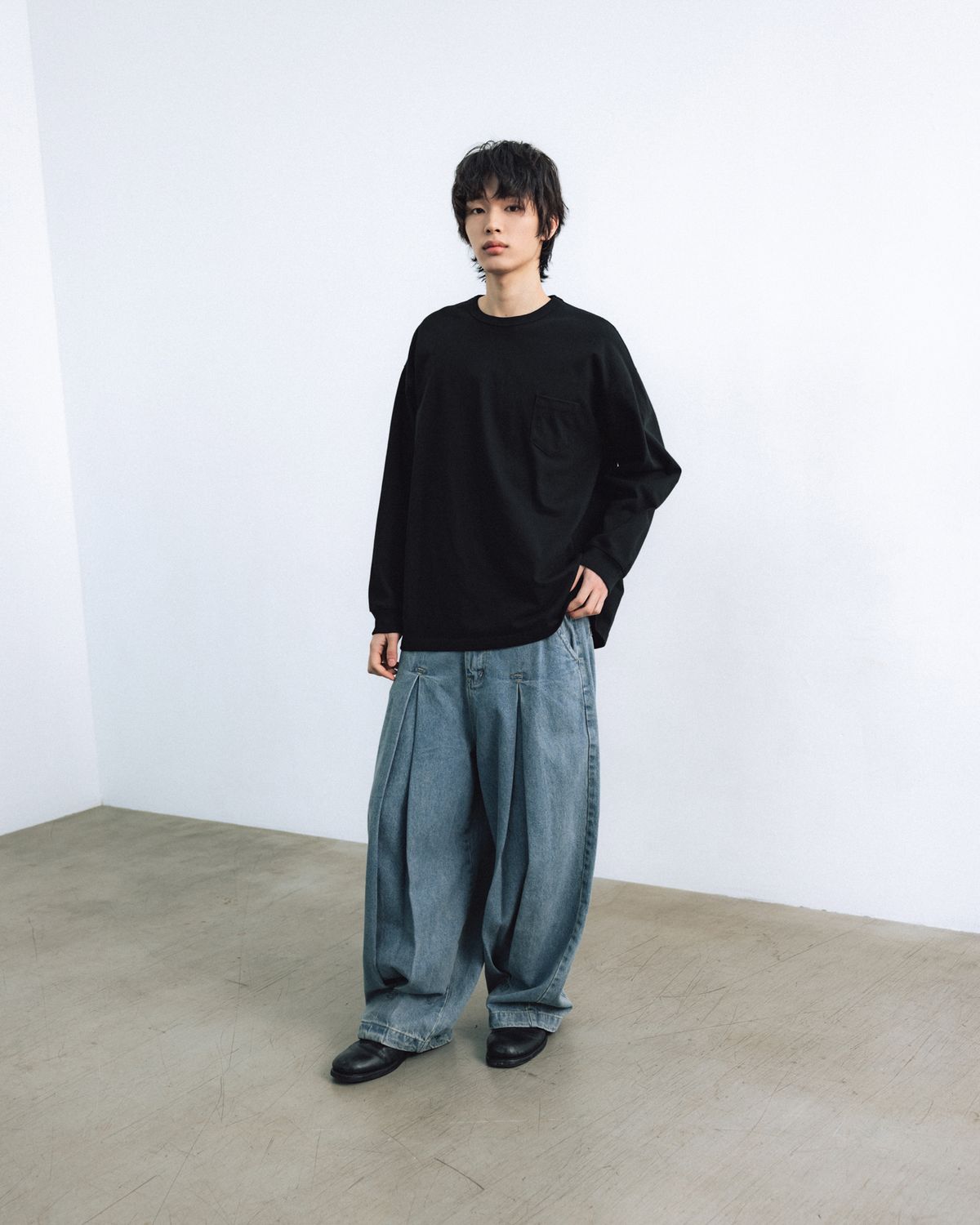 앵글런(ANGLAN) Essential Pocket Long Sleeve - Black