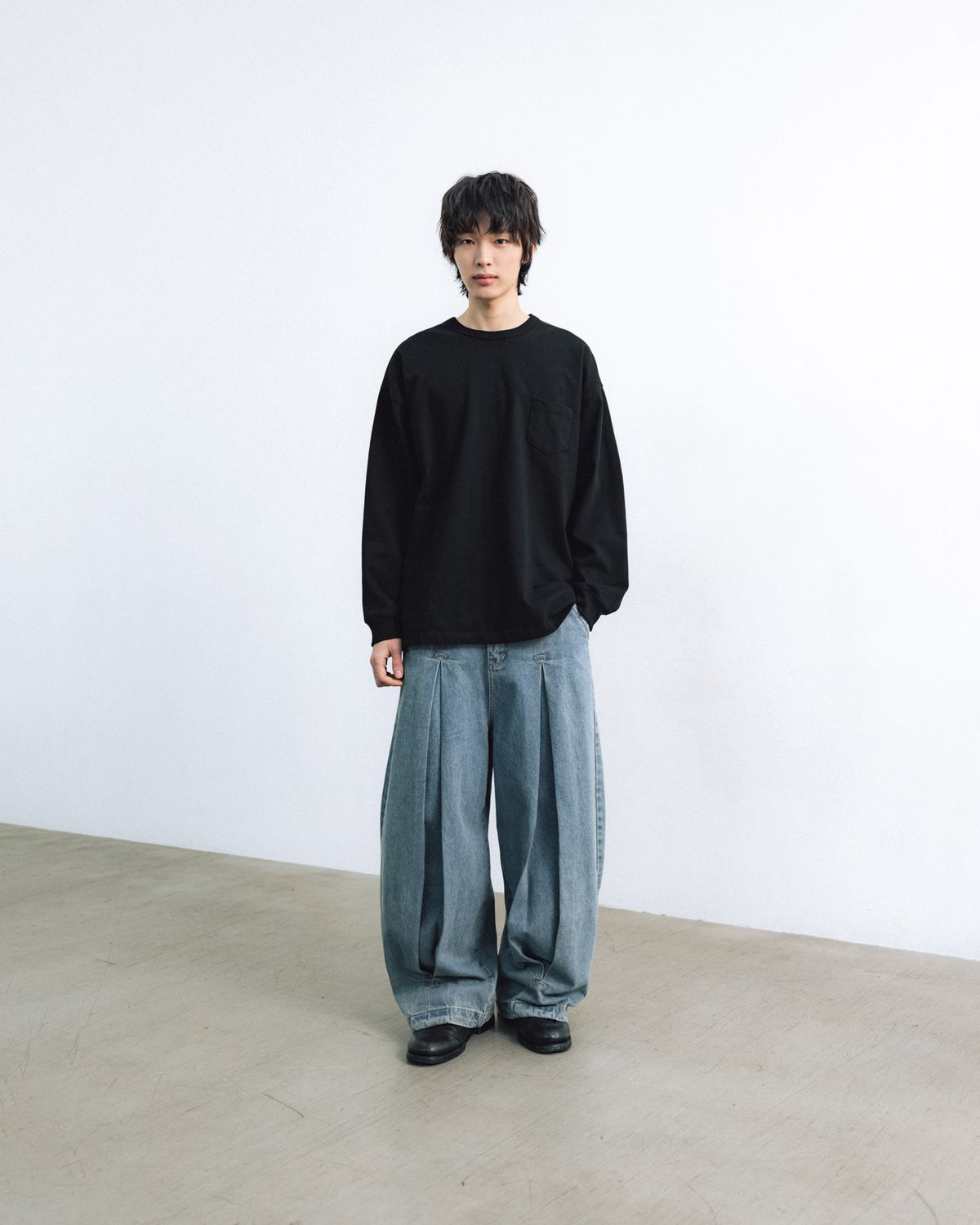 앵글런(ANGLAN) Essential Pocket Long Sleeve - Black