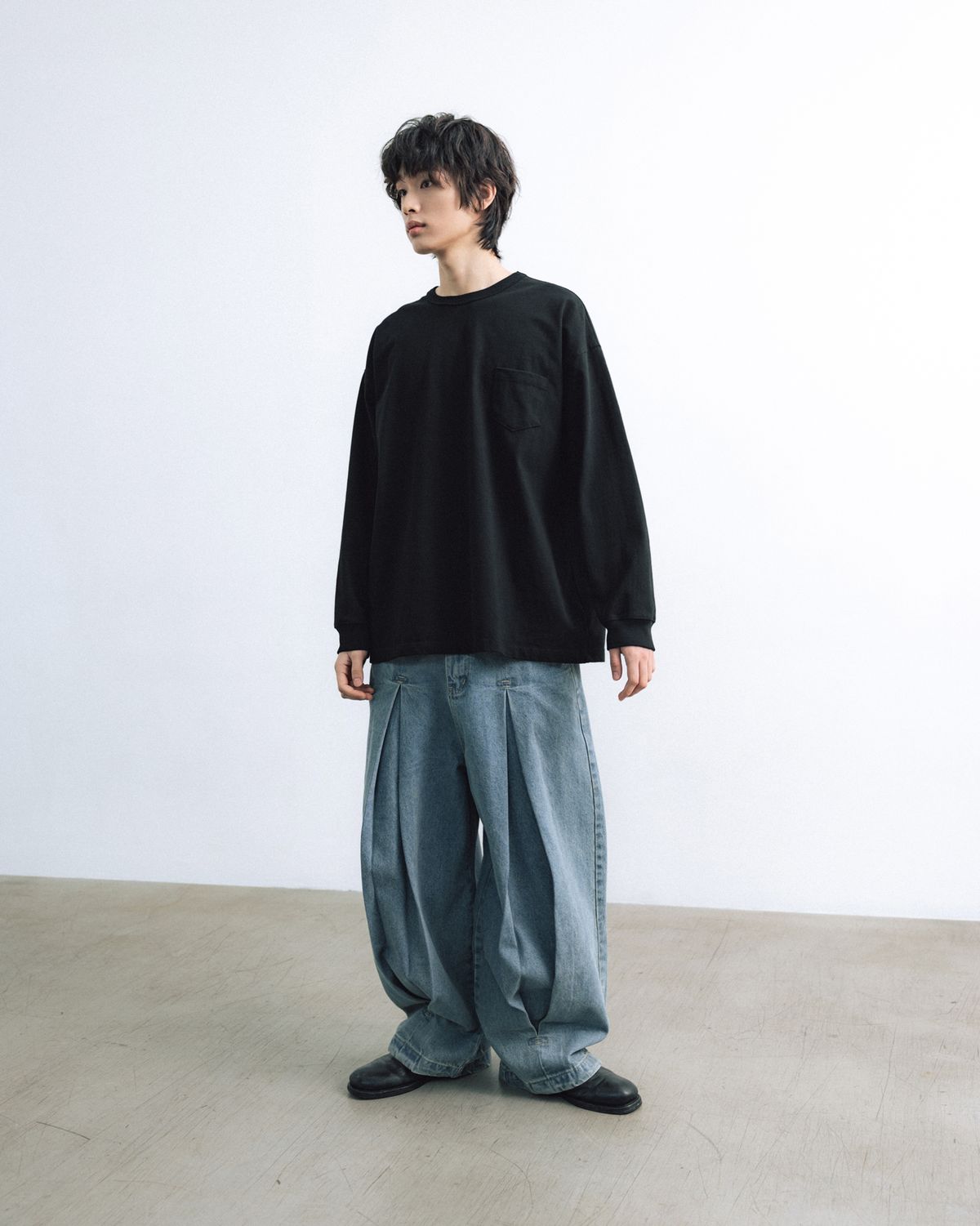 앵글런(ANGLAN) Essential Pocket Long Sleeve - Black