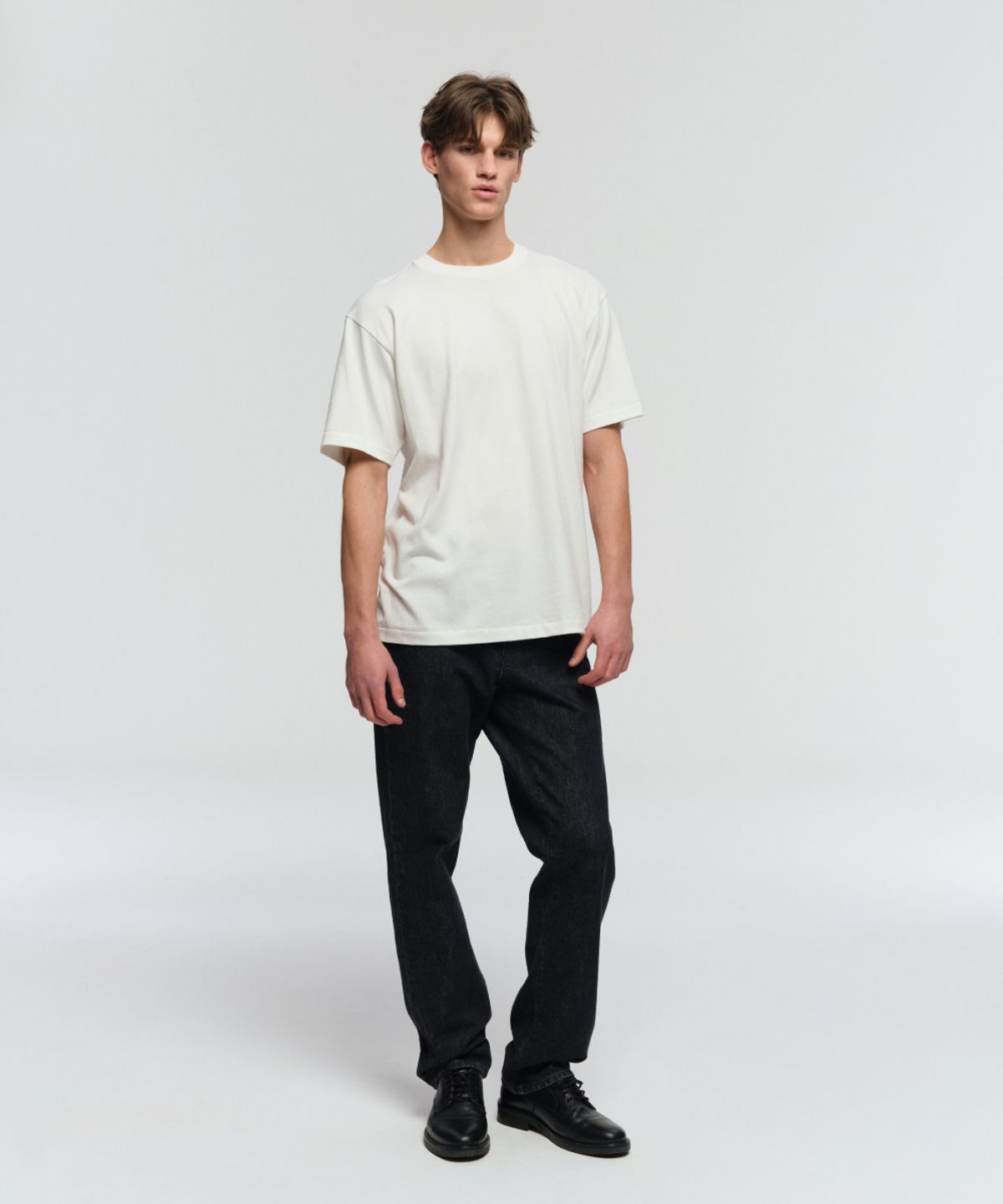 헤인즈(HANES) 시로 크루넥 티셔츠 화이트