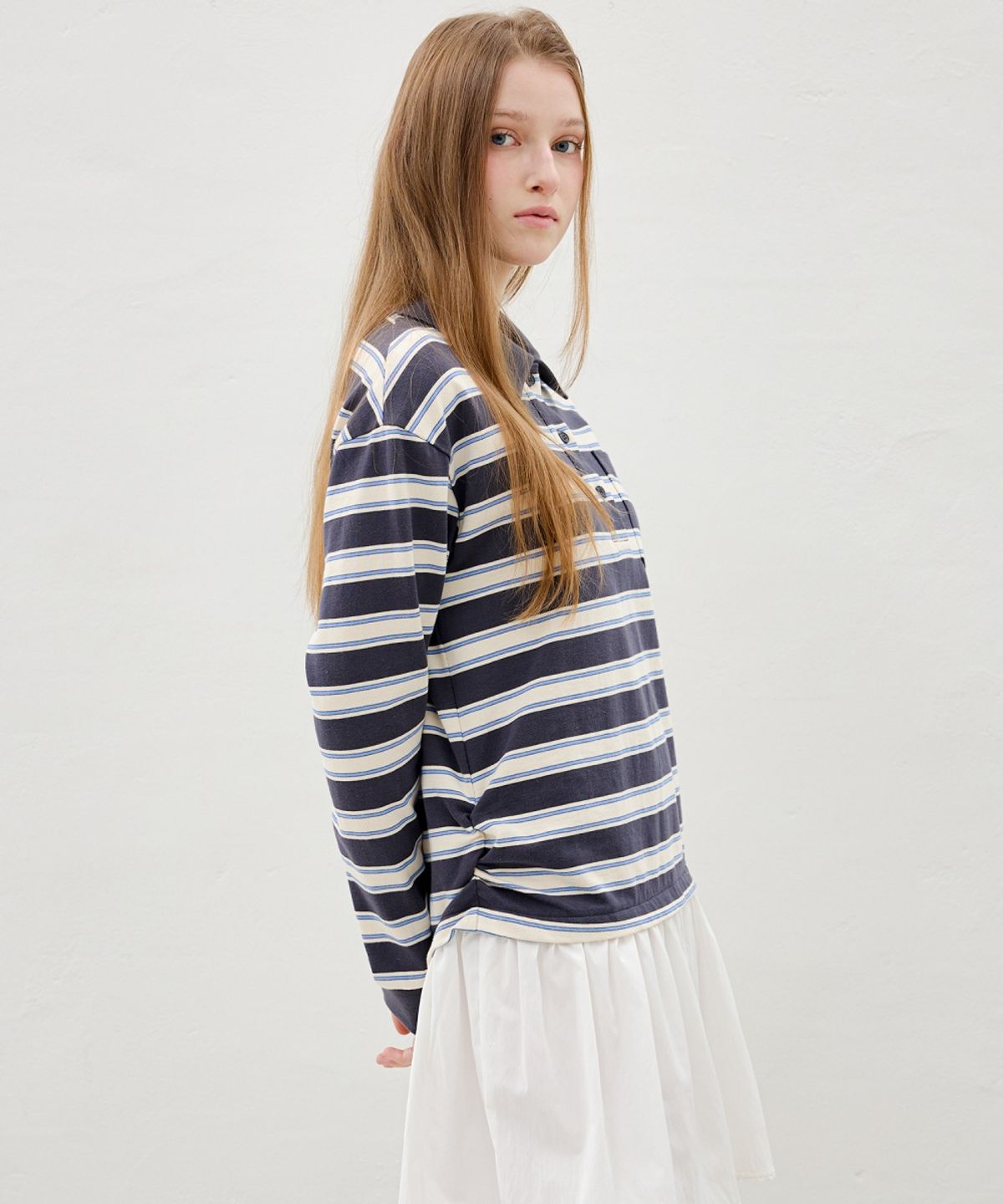올리브 데 올리브(OLIVE DES OLIVE) 카라 티셔츠 레이어드 플레어 원피스 OE6SO2540
