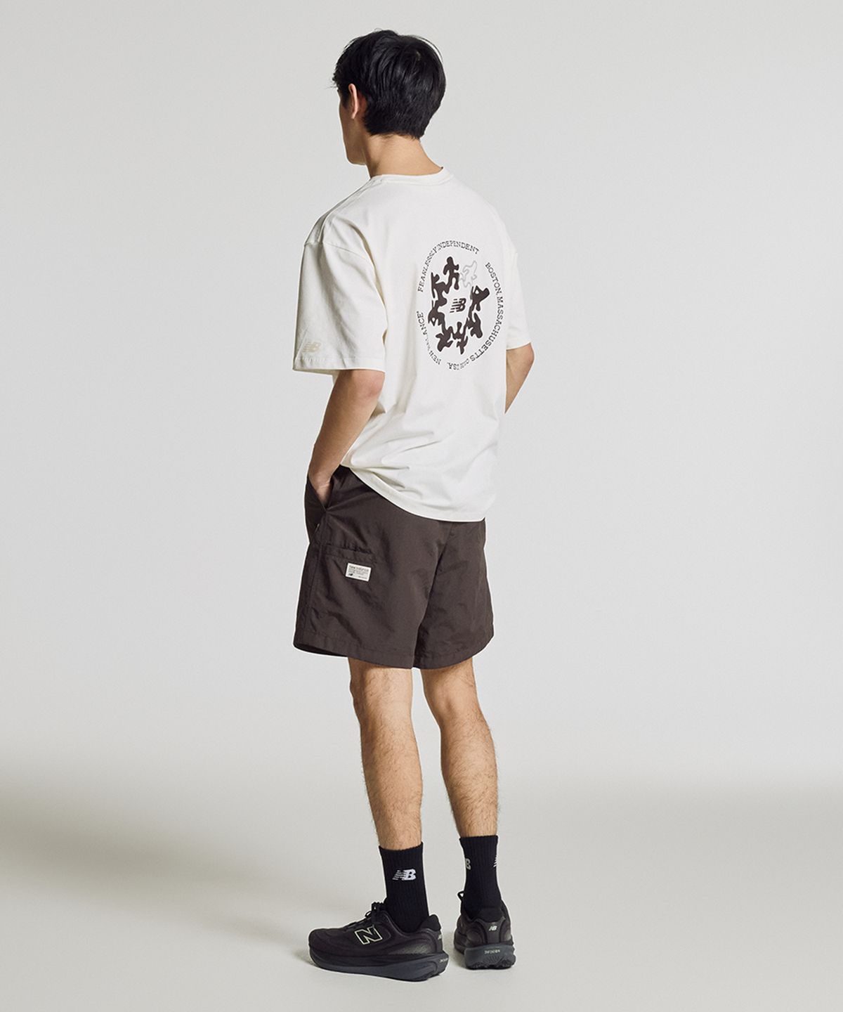 뉴발란스(NEW BALANCE) NBNEG25413 / UNI RC FROZEN 런앤노바 반팔티 (IVORY)