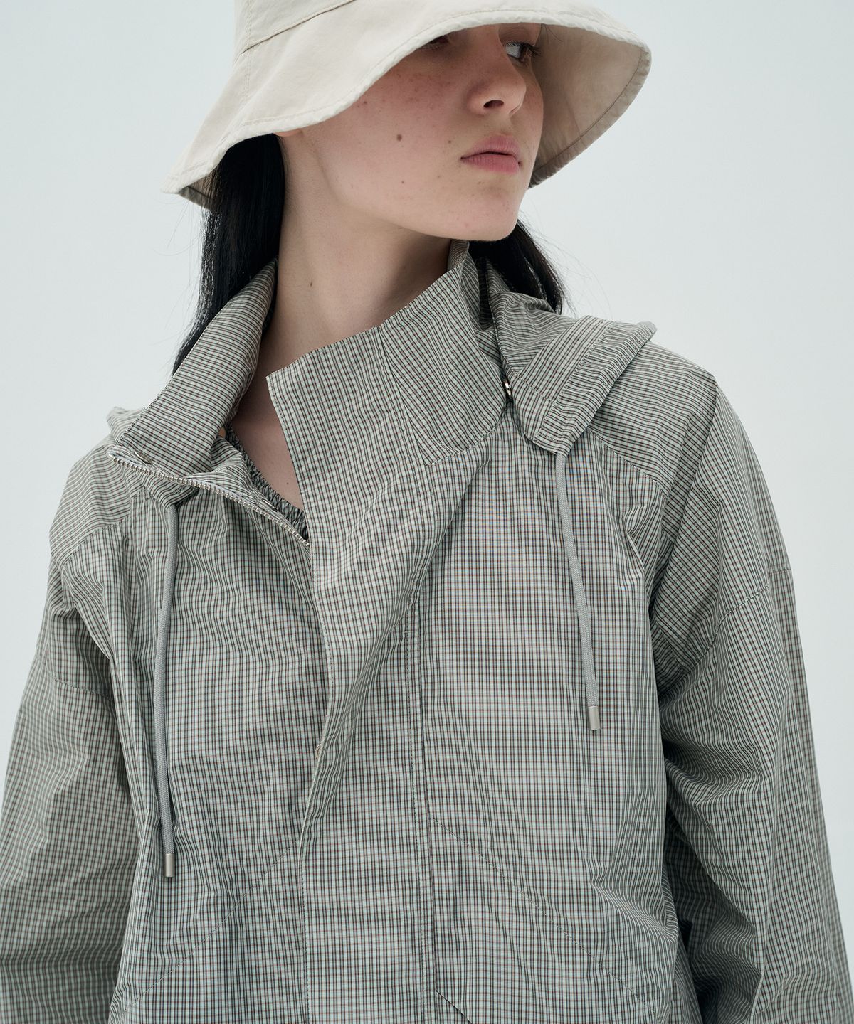 정감 스튜디오(JEONGGAM STUDIOS) Check High Neck Jumper_2 color