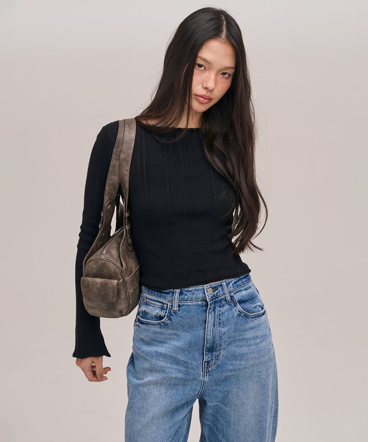 졸리앙볼(JOLIEENVOL) POINTELLE KNIT TOP (BLACK)