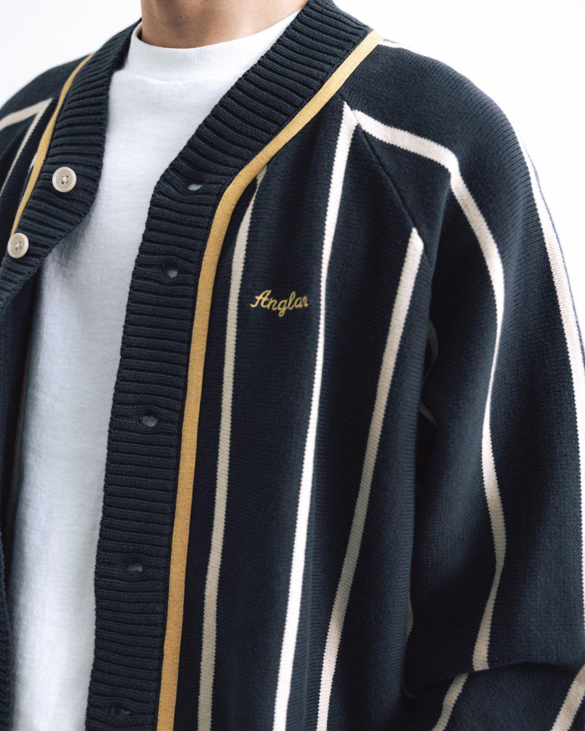 앵글런(ANGLAN) Varsity Raglan Knit Cardigan - Navy