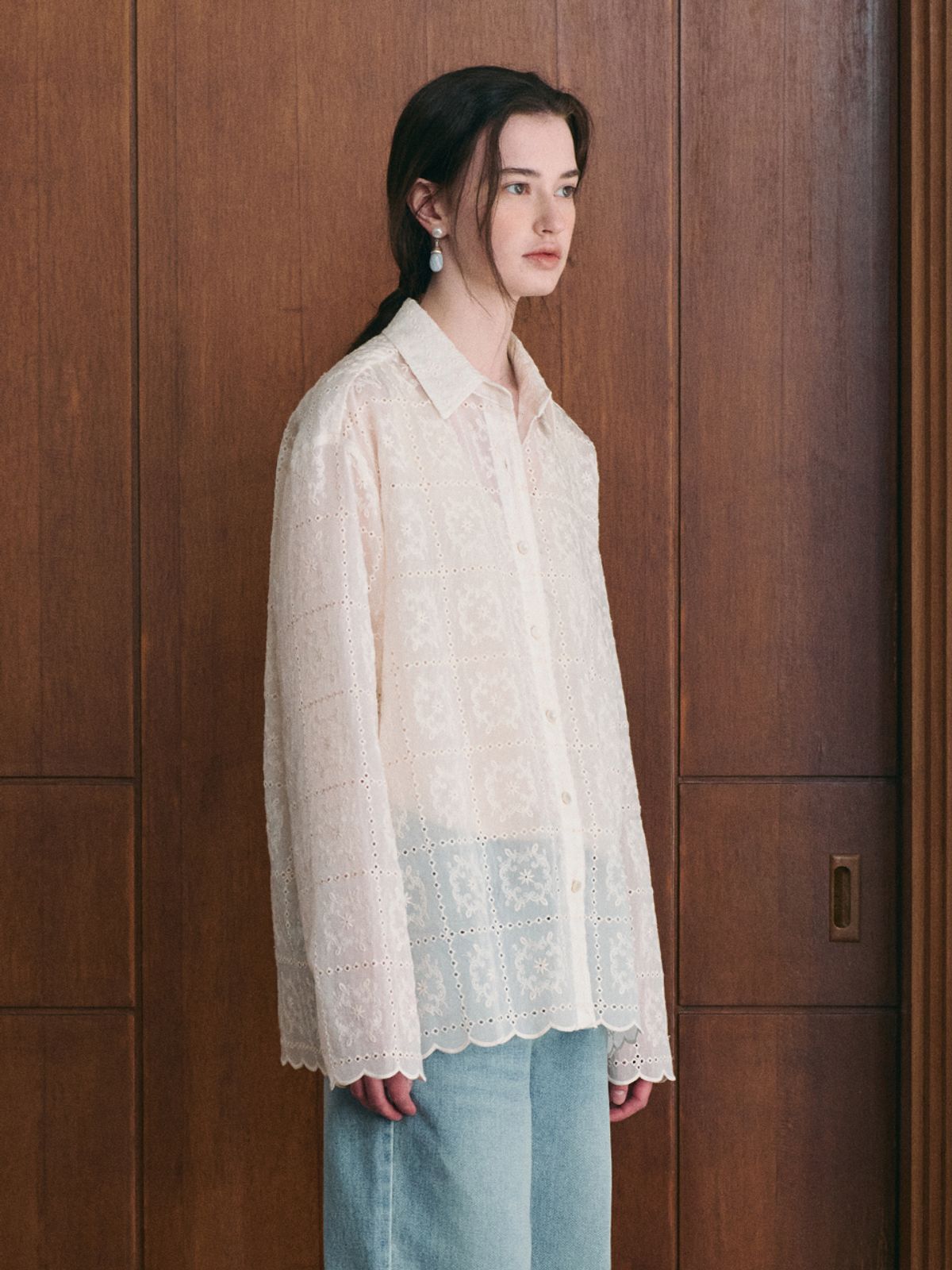 르니나(LENINA) ADELINE lace oversized shirt_IVORY
