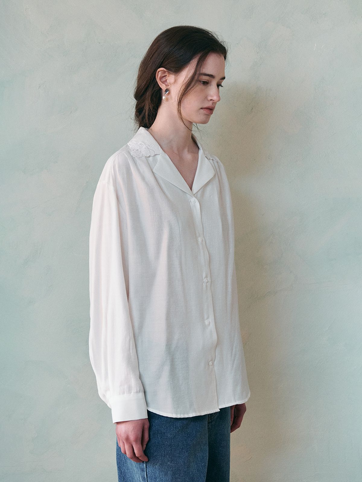 르니나(LENINA) FROM retro embroidery blouse_WHITE
