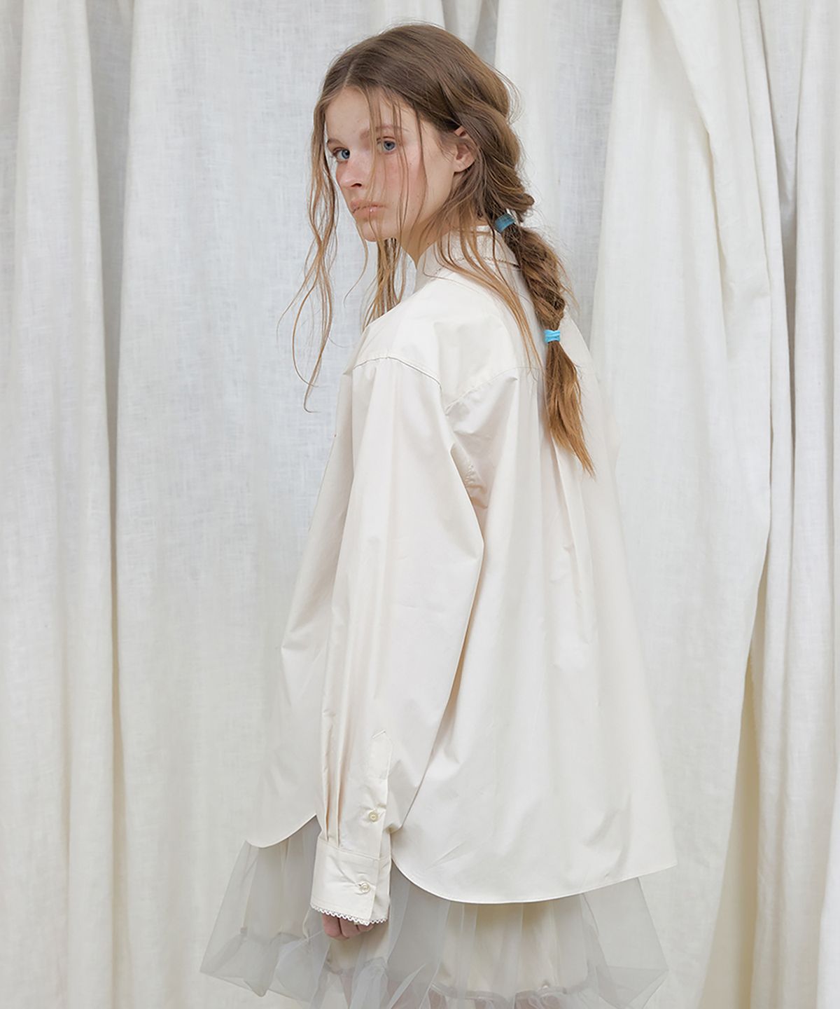 론크(LONQUE) LONQUE LACE TRIMMING OVERFIT SHIRTS (BEIGE)