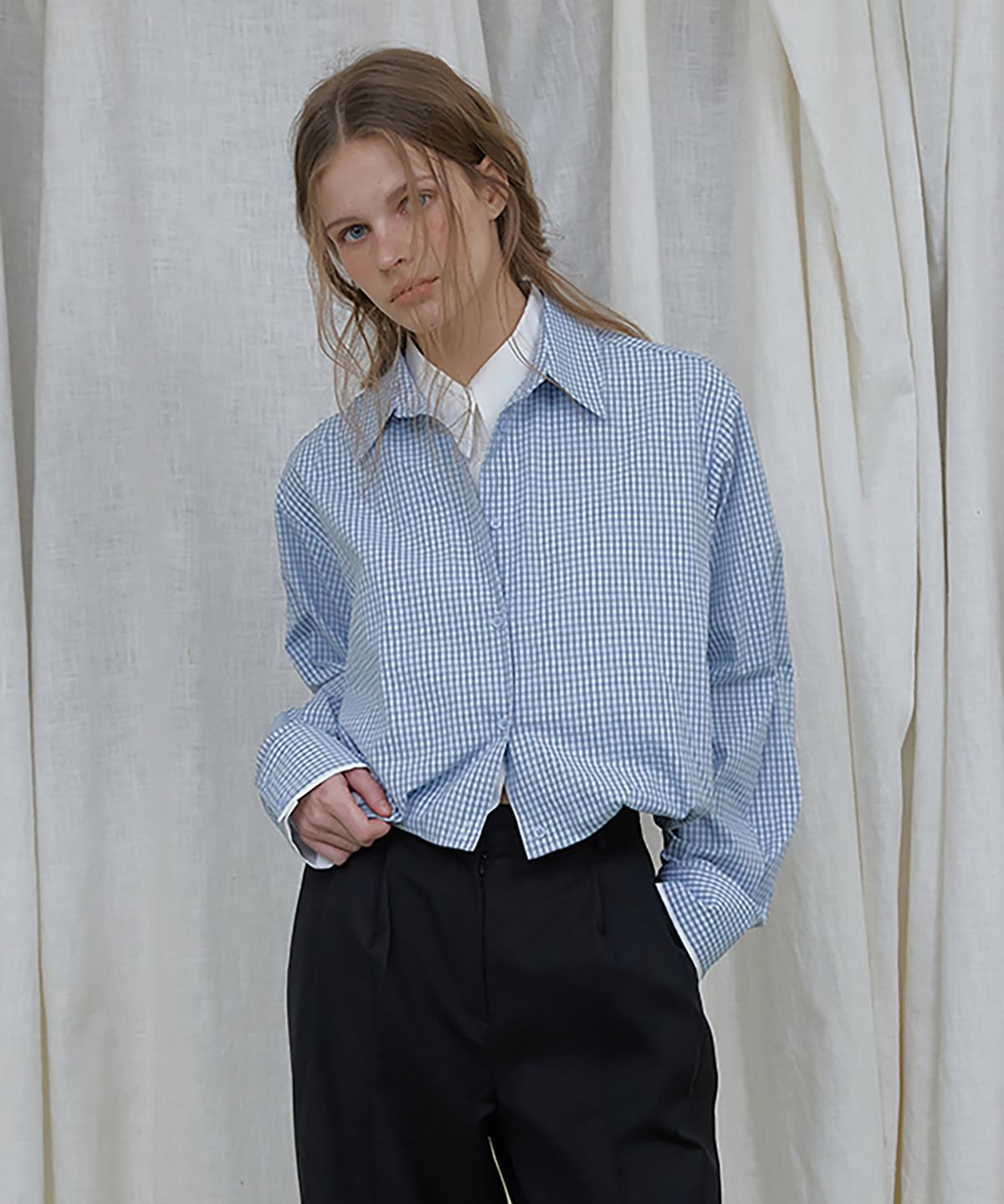 론크(LONQUE) LAYERED BALLOON CHECK CROP SHIRTS (SKY BLUE)