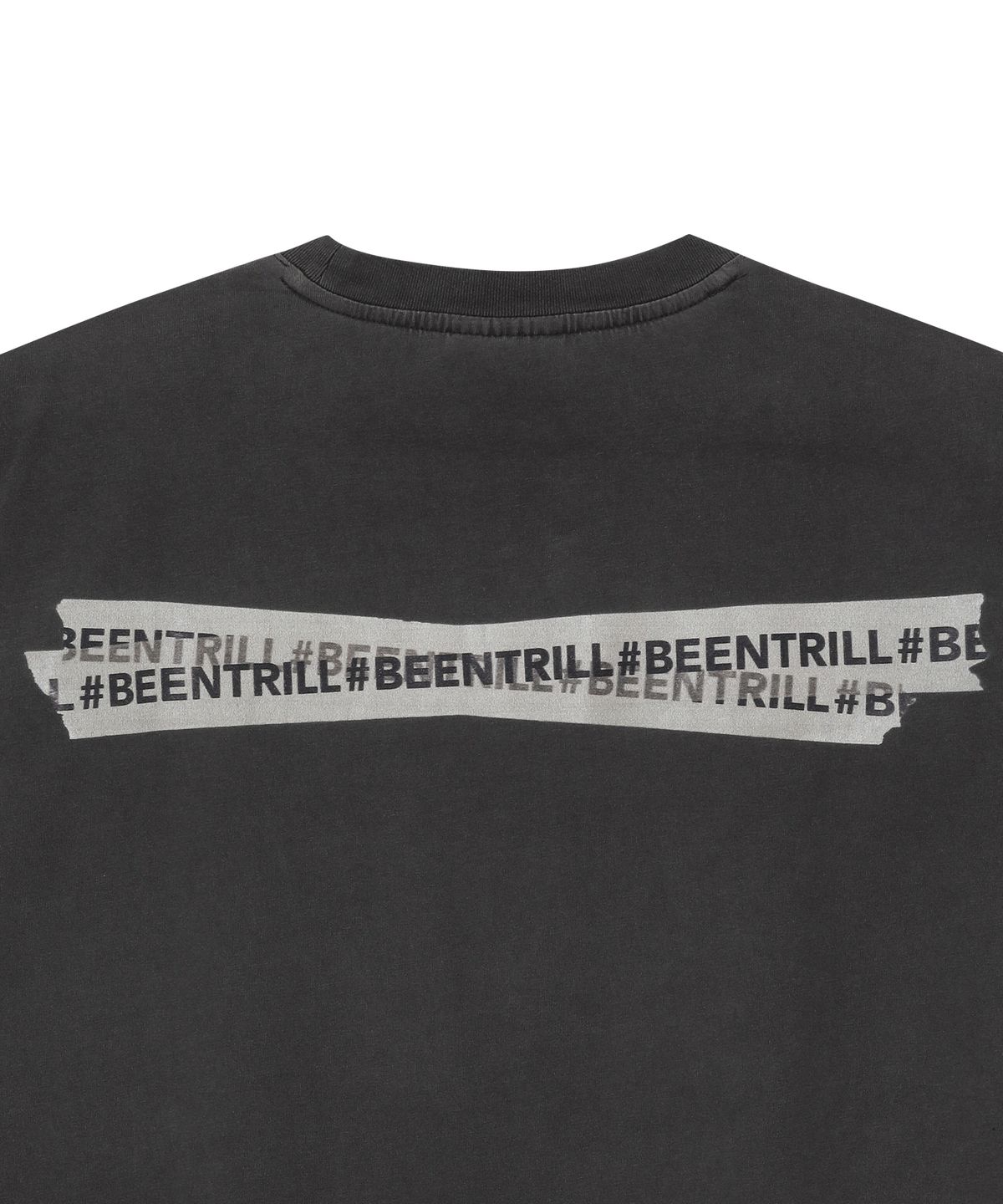 빈트릴(BEENTRILL) 빈티지 마스킹 테이핑 다잉 반팔티(차콜)